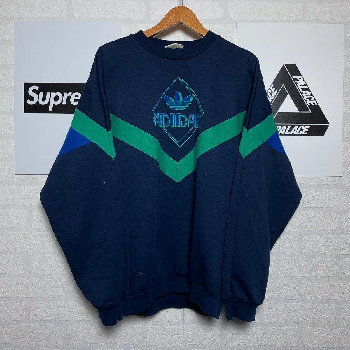 Adidas × Vintage Rare Vintage Sweatshirt Adidas 3 Stripes. Size US L / EU 52-54 / 3 - 1 Thumbnail