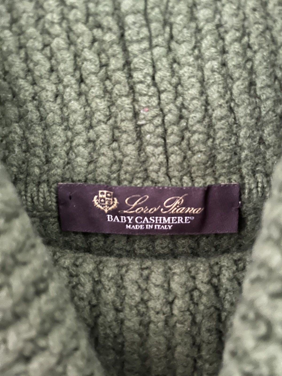 Loro Piana Loro Piana Green baby cashmere rollneck size 40/42 Size M / US 6-8 / IT 42-44 - 2 Thumbnail