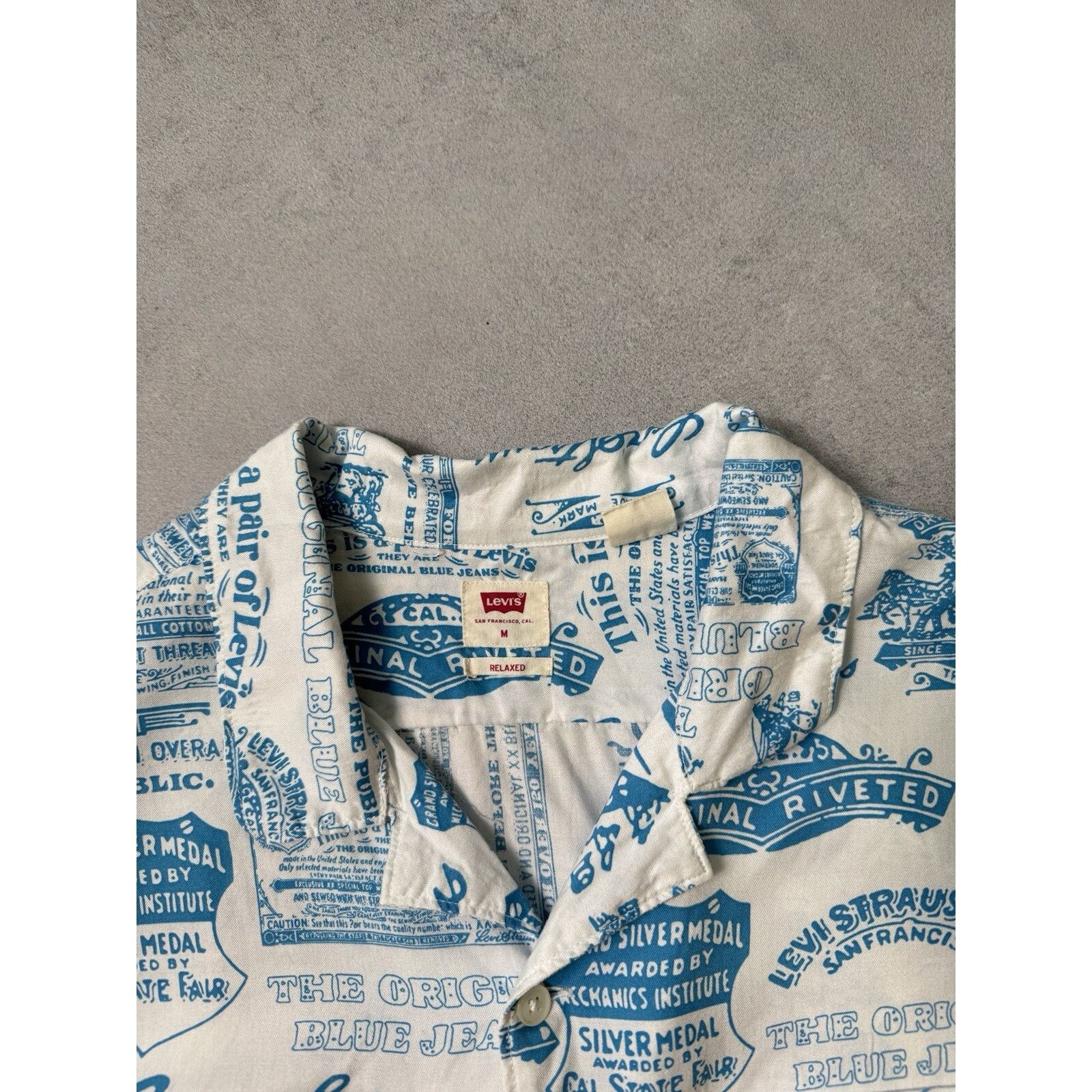 Levi's Levis Short Sleeve Men Button Up Short Size M Blue/White Size US M / EU 48-50 / 2 - 5 Thumbnail