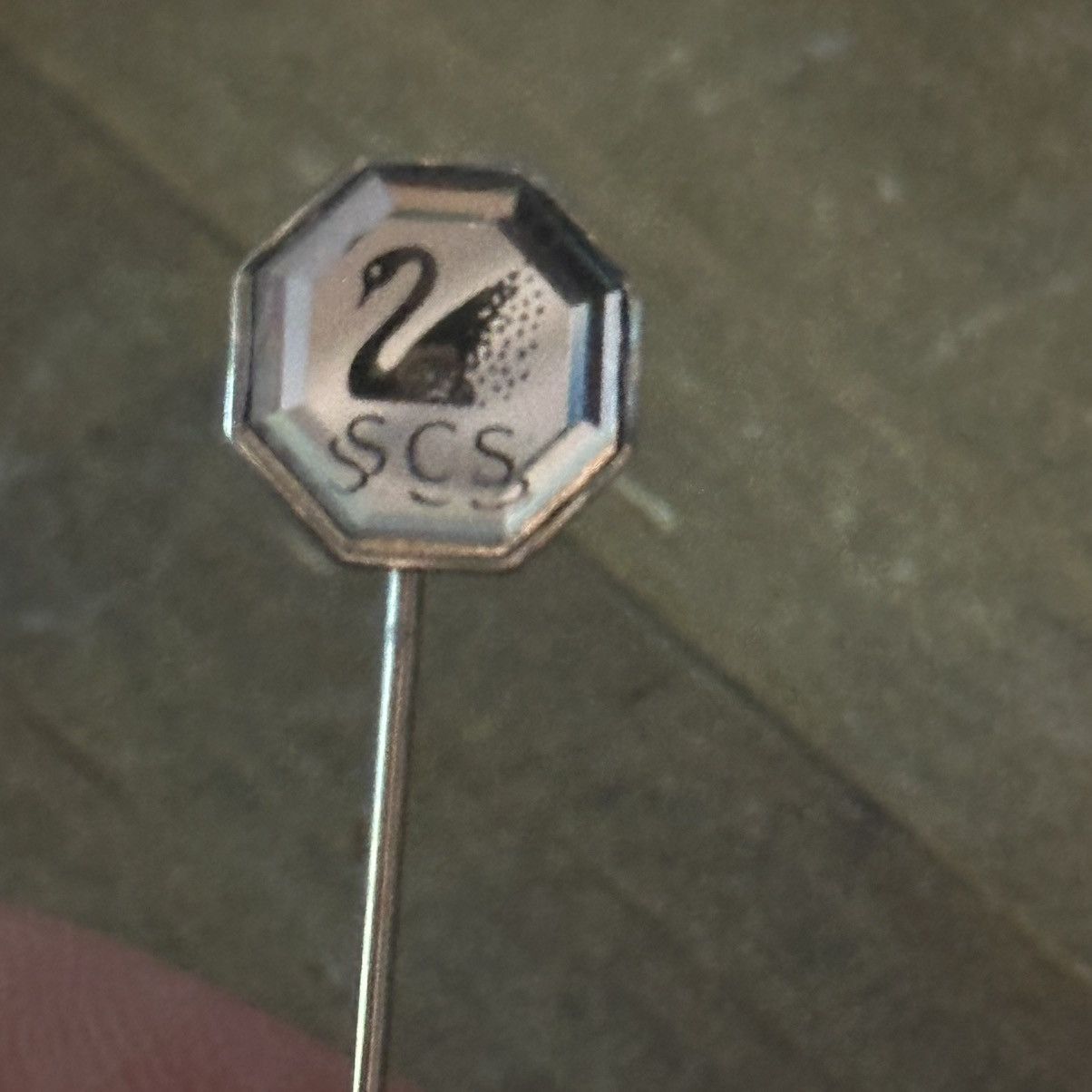 Swarovski Vintage Swarovski Collectors Society sticker pin Size ONE SIZE - 3 Thumbnail