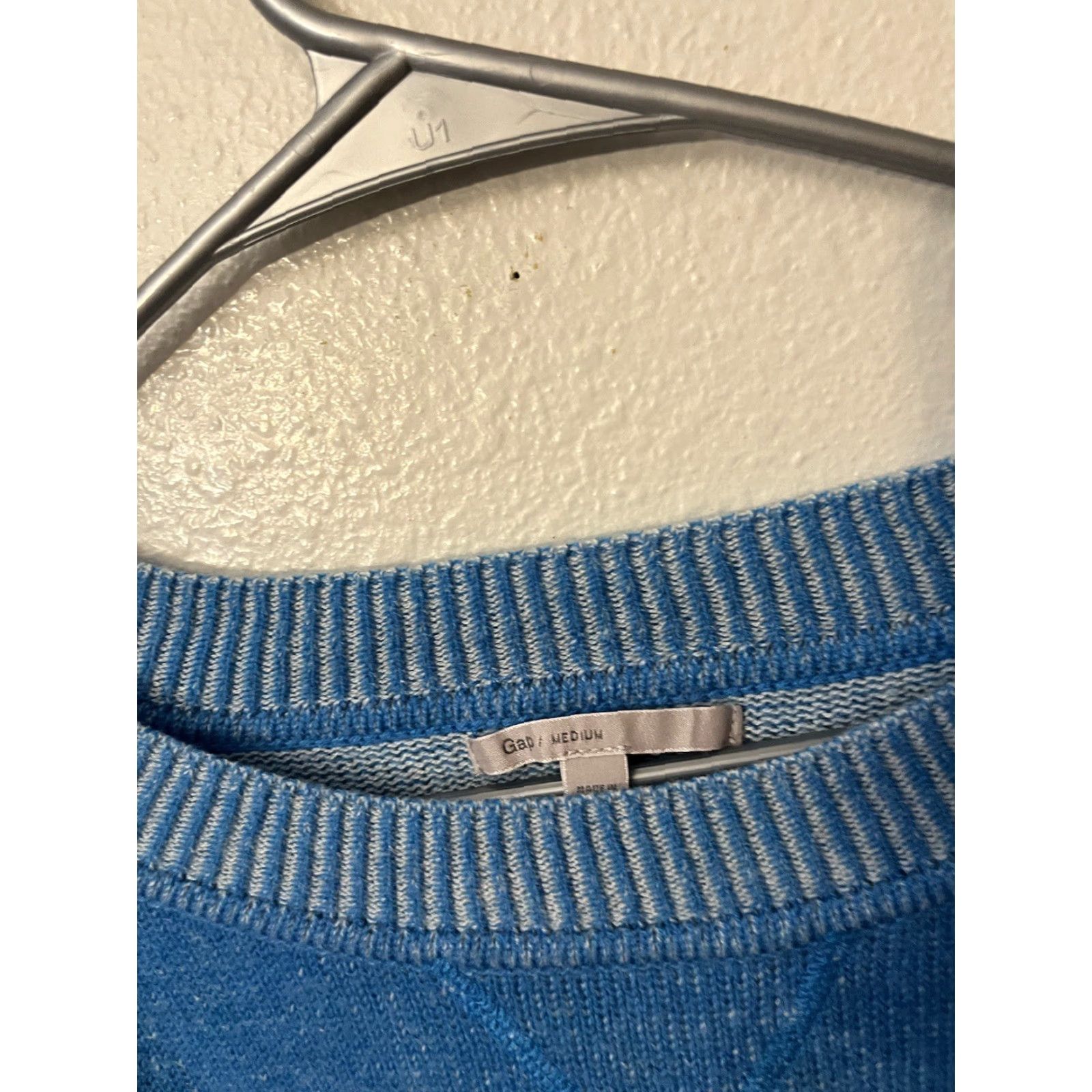 Gap Gap Sweatshirt Womens Blue Mid-Weight Size M Long Sleeve Scoop Neck Embroidered Stars Activewear Cotton Blend Size M / US 6-8 / IT 42-44 - 3 Thumbnail