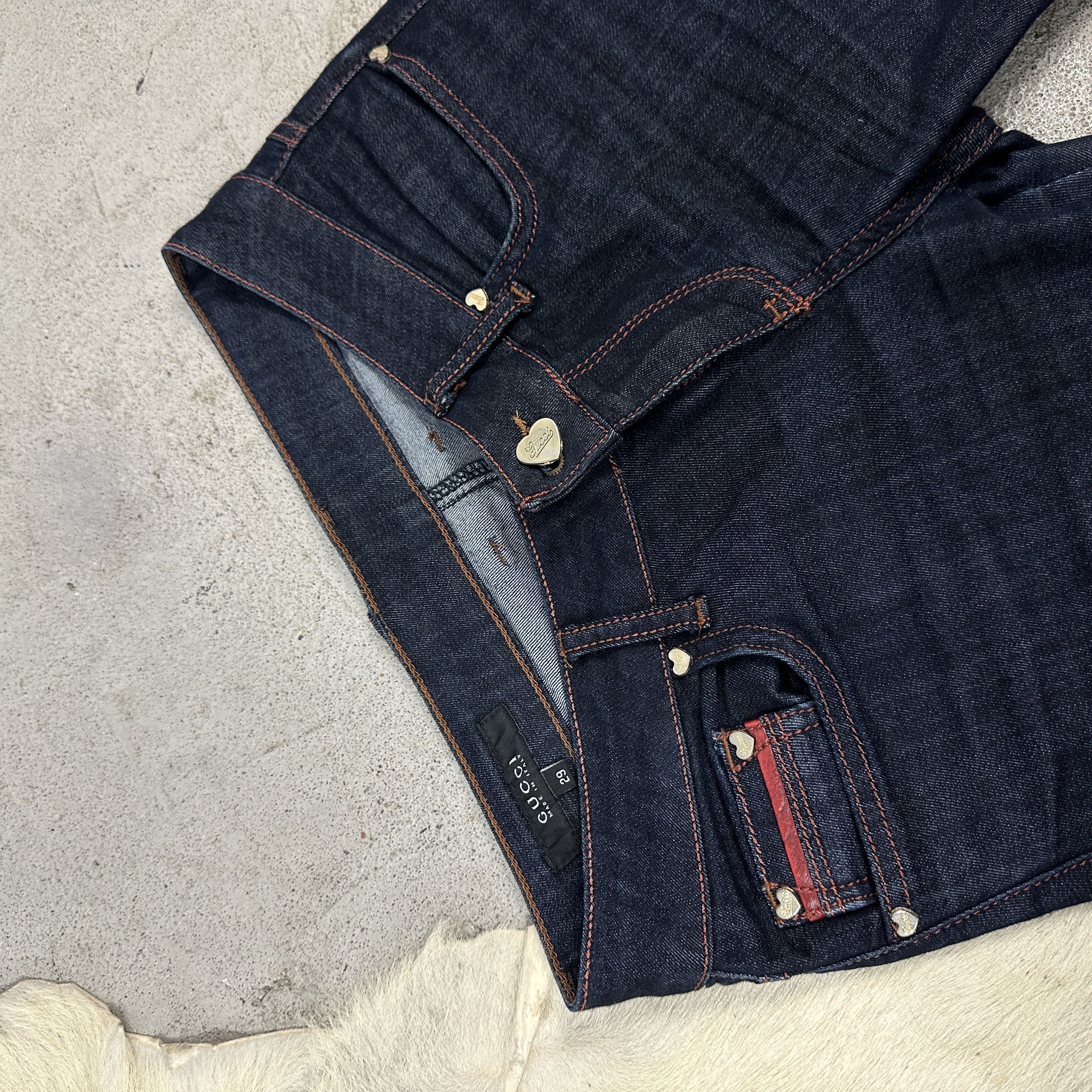 Gucci × Vintage Vintage Y2K Casual Avant Garde Gucci Heart Jeans Size 29" - 2 Thumbnail