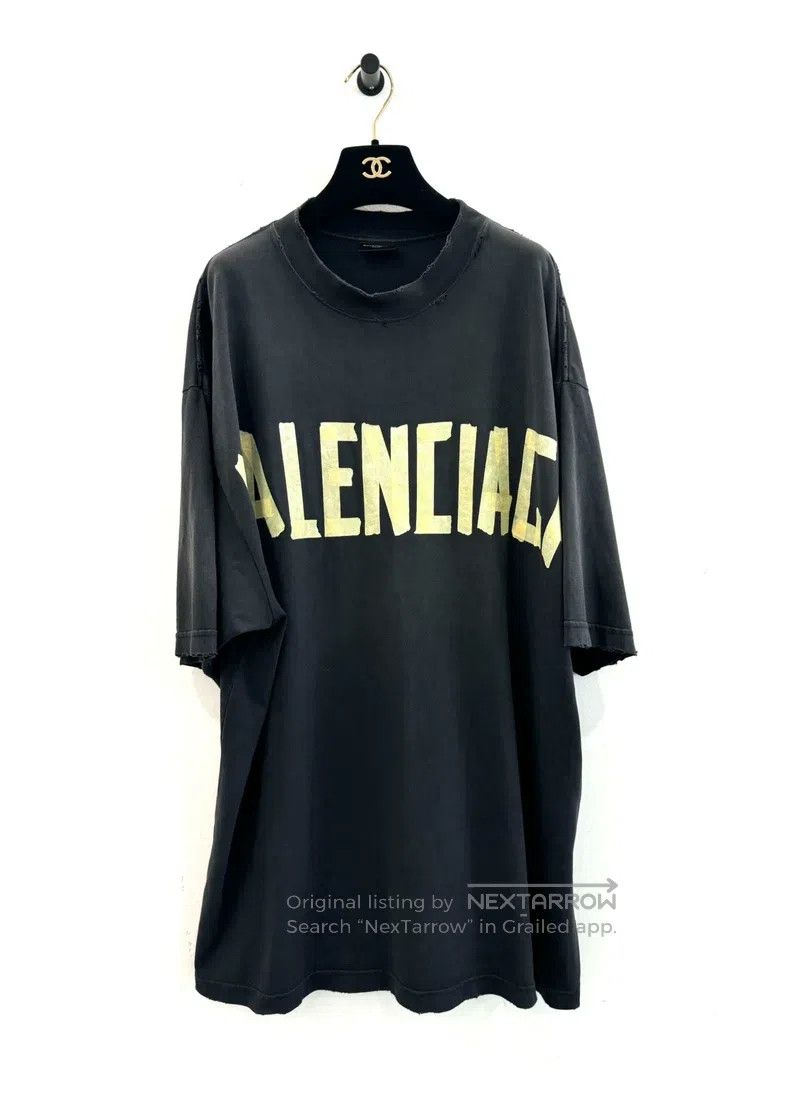 Balenciaga Balenciaga Graffiti Letter Logo Tape Short Sleeve Size US L / EU 52-54 / 3 - 1 Thumbnail