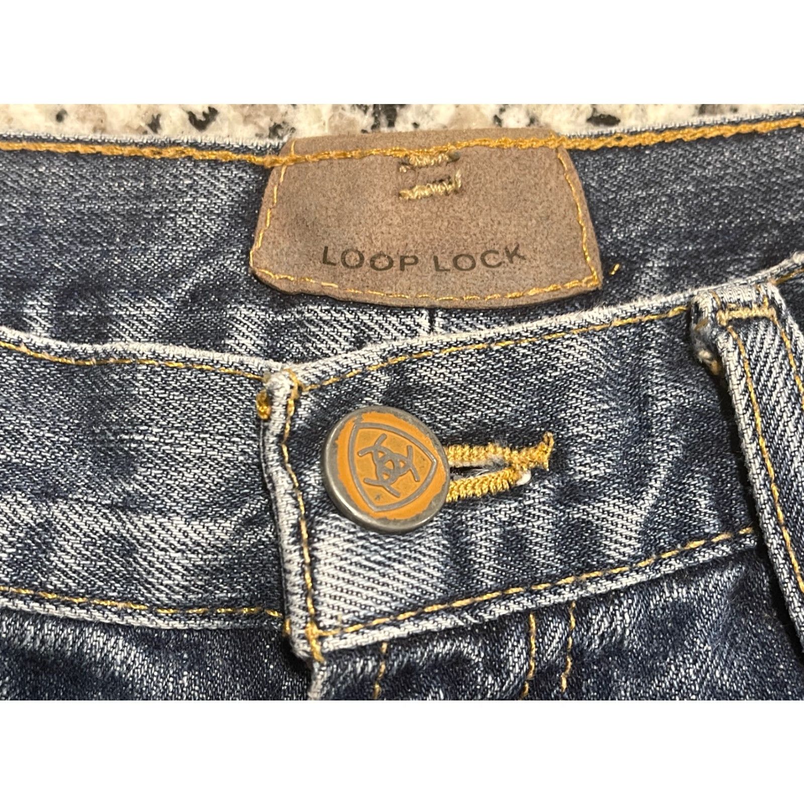 Ariat Ariat Jeans Mens 32 Blue Denim Relaxed Bootcut Cowboy Southwestern 5-Pocket Logo Button Zipper Regular fitting 35 Inseam Jeans Mens Size US 32 / EU 48 - 6 Thumbnail