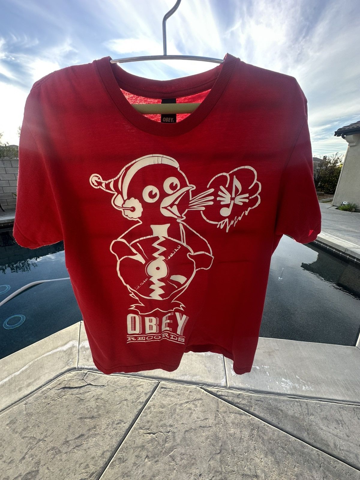Obey Obey - Glow in the Dark - red - medium Size US M / EU 48-50 / 2 - 1 Thumbnail