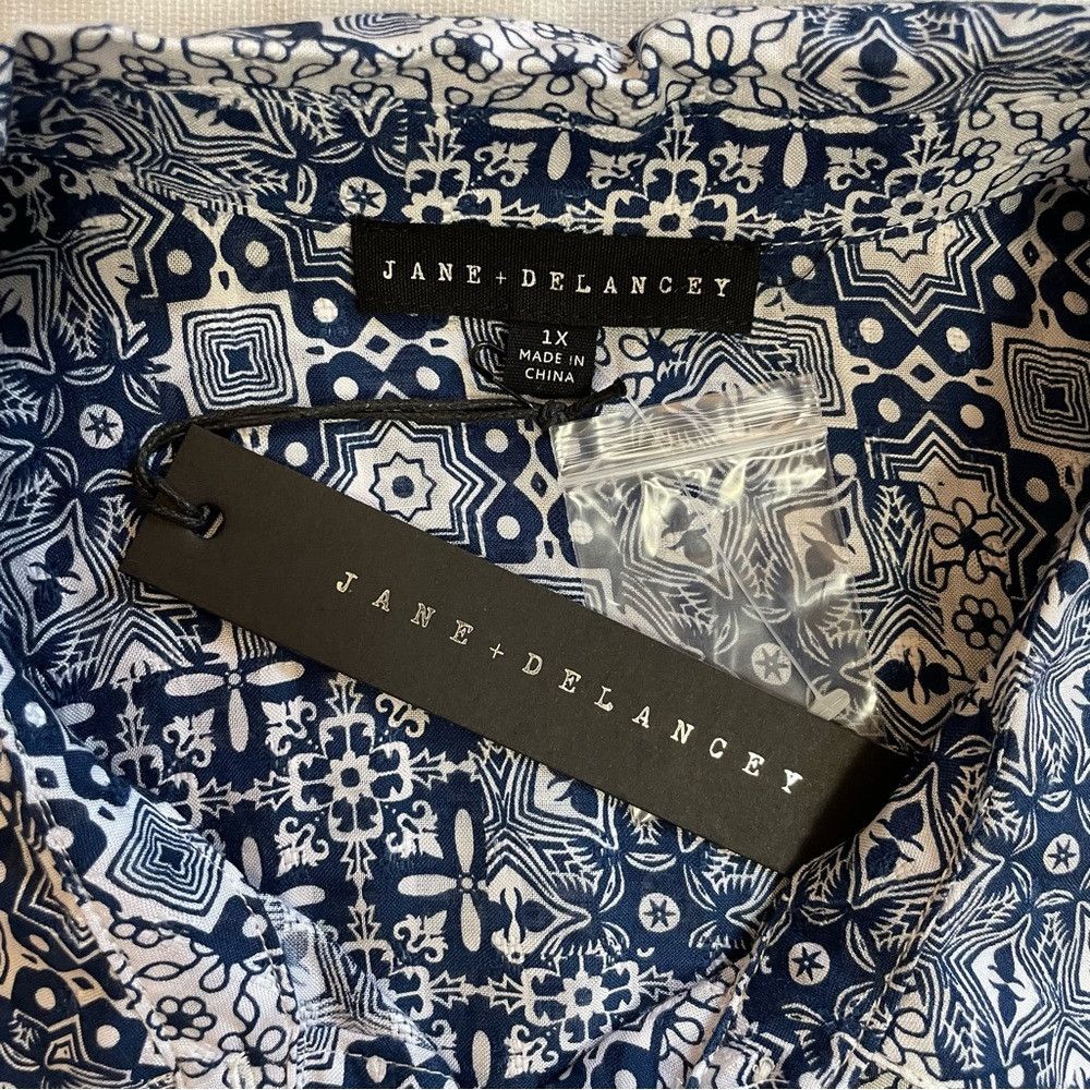 Other NWT New Jane And Delancey Blue Floral Short Sleeve Blouse 1 Size XL / US 12-14 / IT 48-50 - 6 Thumbnail