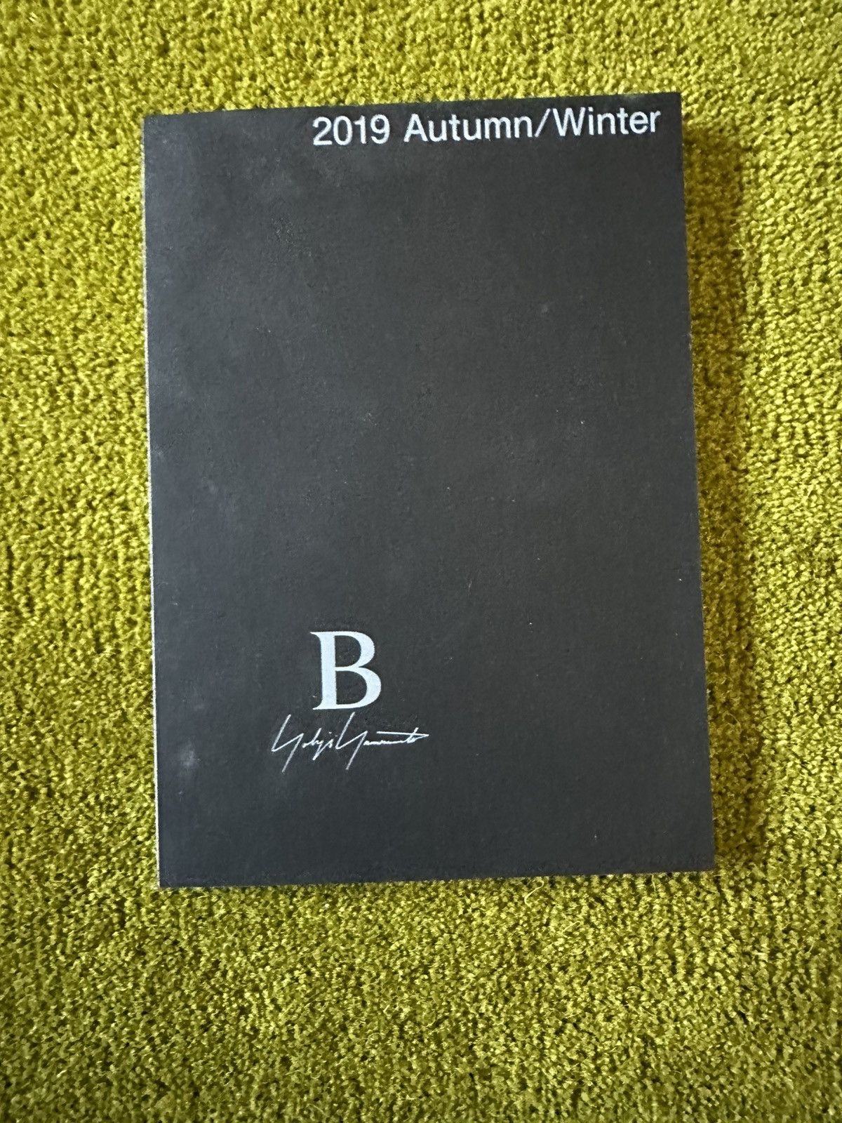 Yohji Yamamoto Yohji Yamamoto lookbook collection Size ONE SIZE - 3 Thumbnail