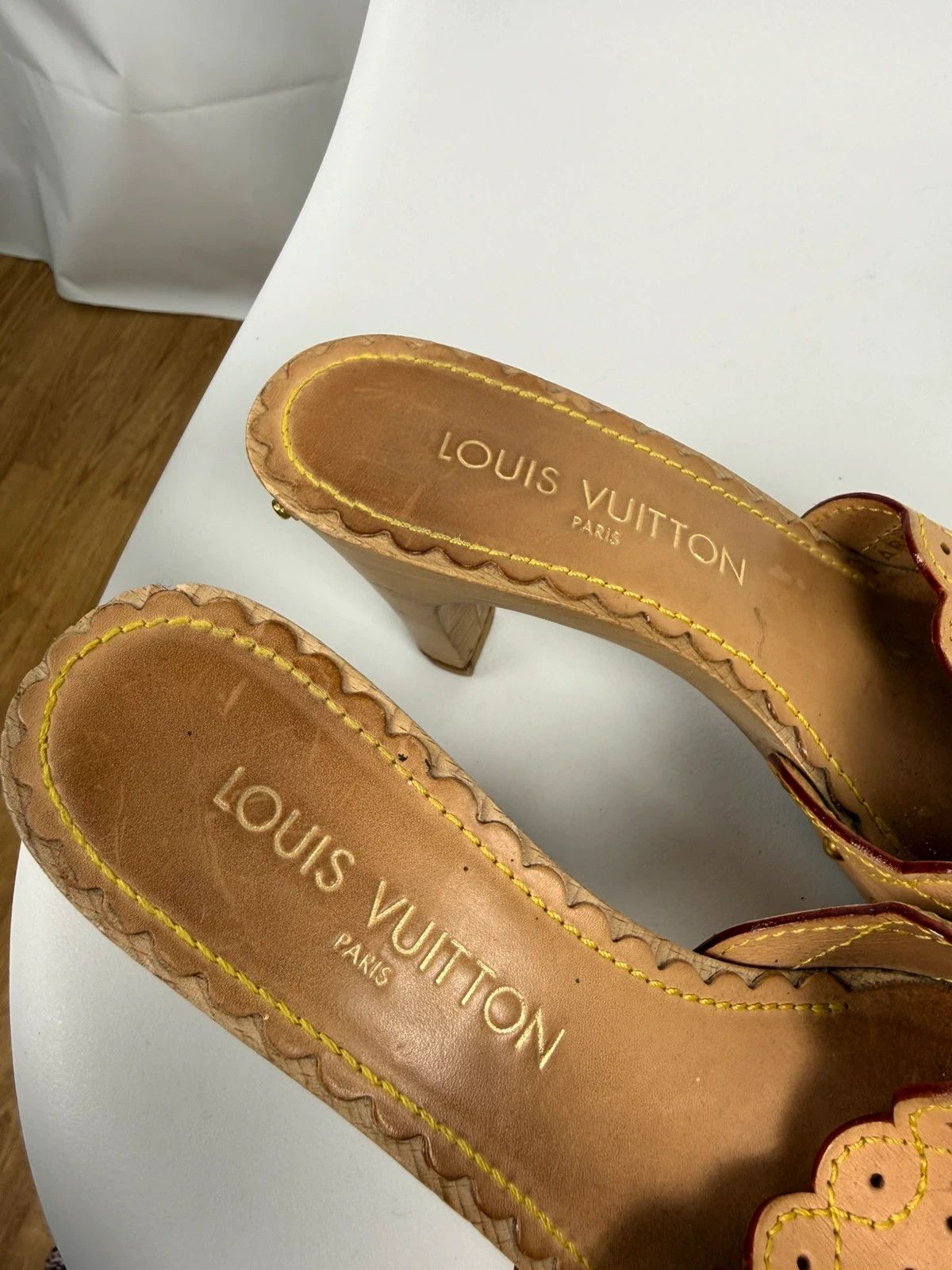 Louis Vuitton Louis Vuitton Leather Wooden Slides Clog Sandals size 37 Size US 7 / IT 37 - 10 Thumbnail