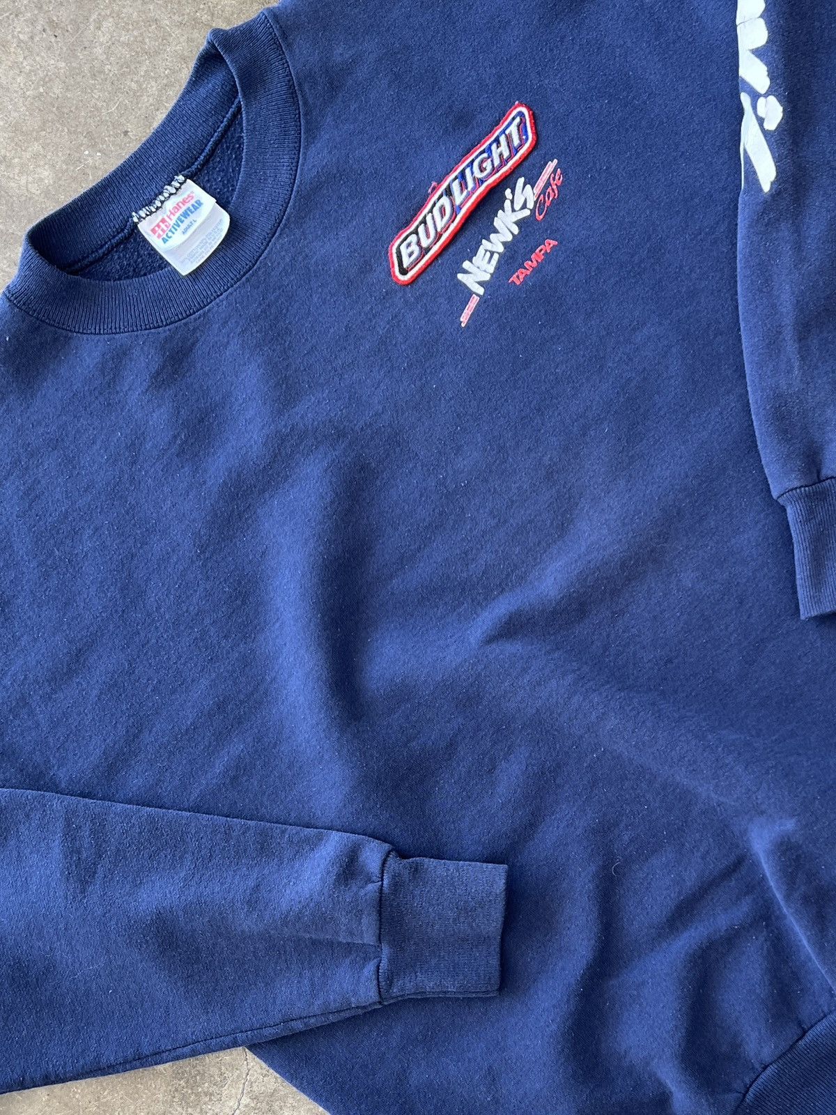 Vintage Vintage Bud Light Newk's Cafe Tampa Vacation Tee Large Size US L / EU 52-54 / 3 - 1 Thumbnail
