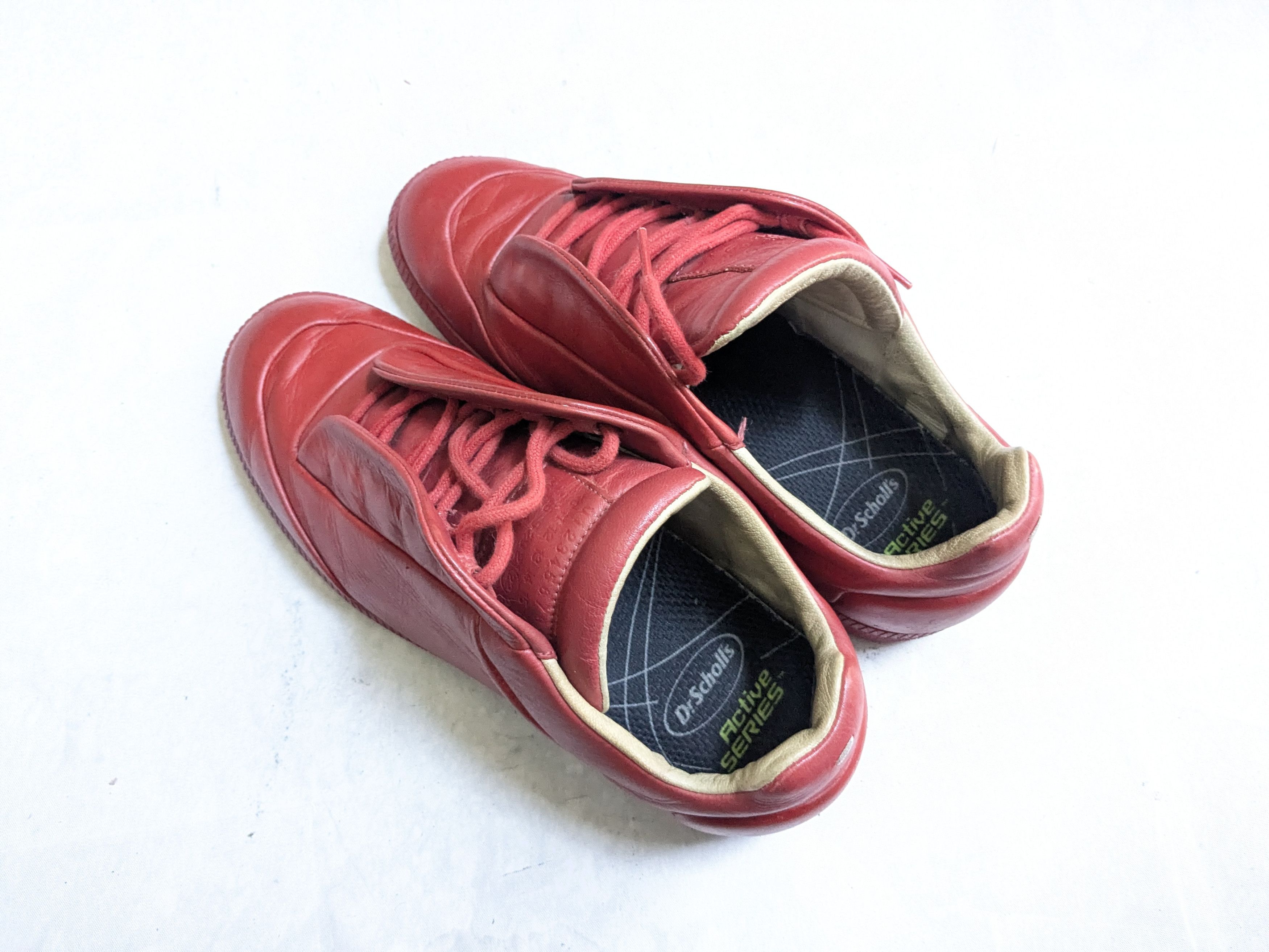 Maison Margiela Maison Margiela futures red 8 41 low tops leather Size US 8 / EU 41 - 14 Thumbnail