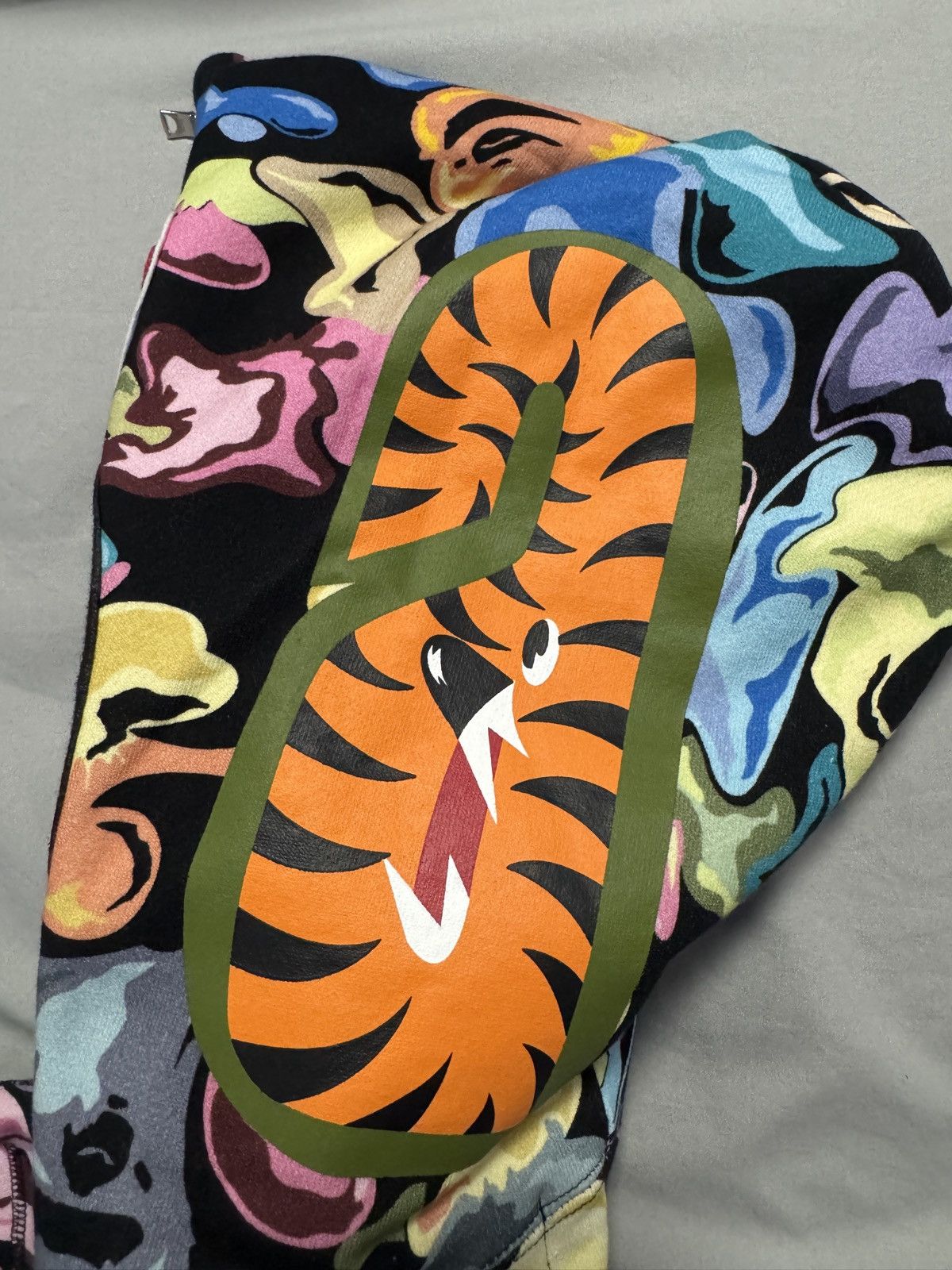 Bape BAPE Multicolor Shark WGM Full Zip Hoodie (Black Base) Size US M / EU 48-50 / 2 - 4 Thumbnail