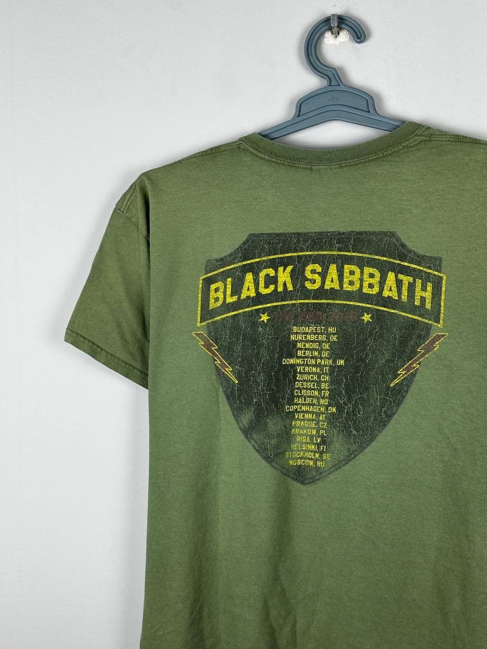 Band Tees Black Sabbath War Pigs Tour T Shirt Rock Band Size US M / EU 48-50 / 2 - 6 Thumbnail