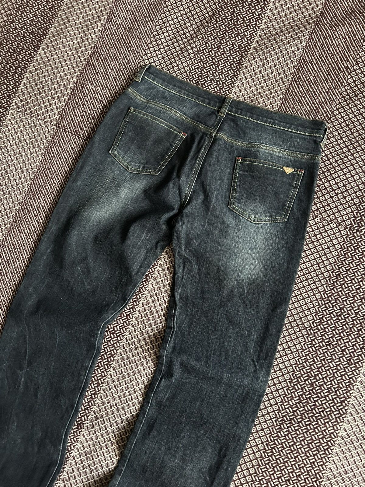 Iceberg Vintage Iceberg Denim Jeans Women Washed Solid Style Size 14 Size 32" / US 10 / IT 46 - 9 Thumbnail