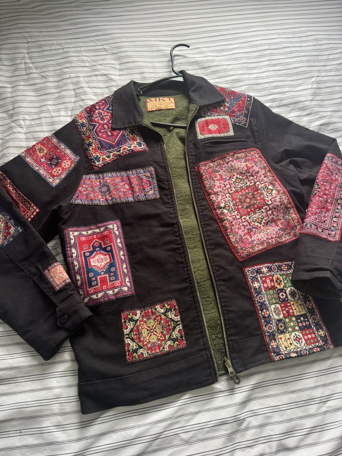 Market Dealer Reversible Rug Patch Jacket Size M