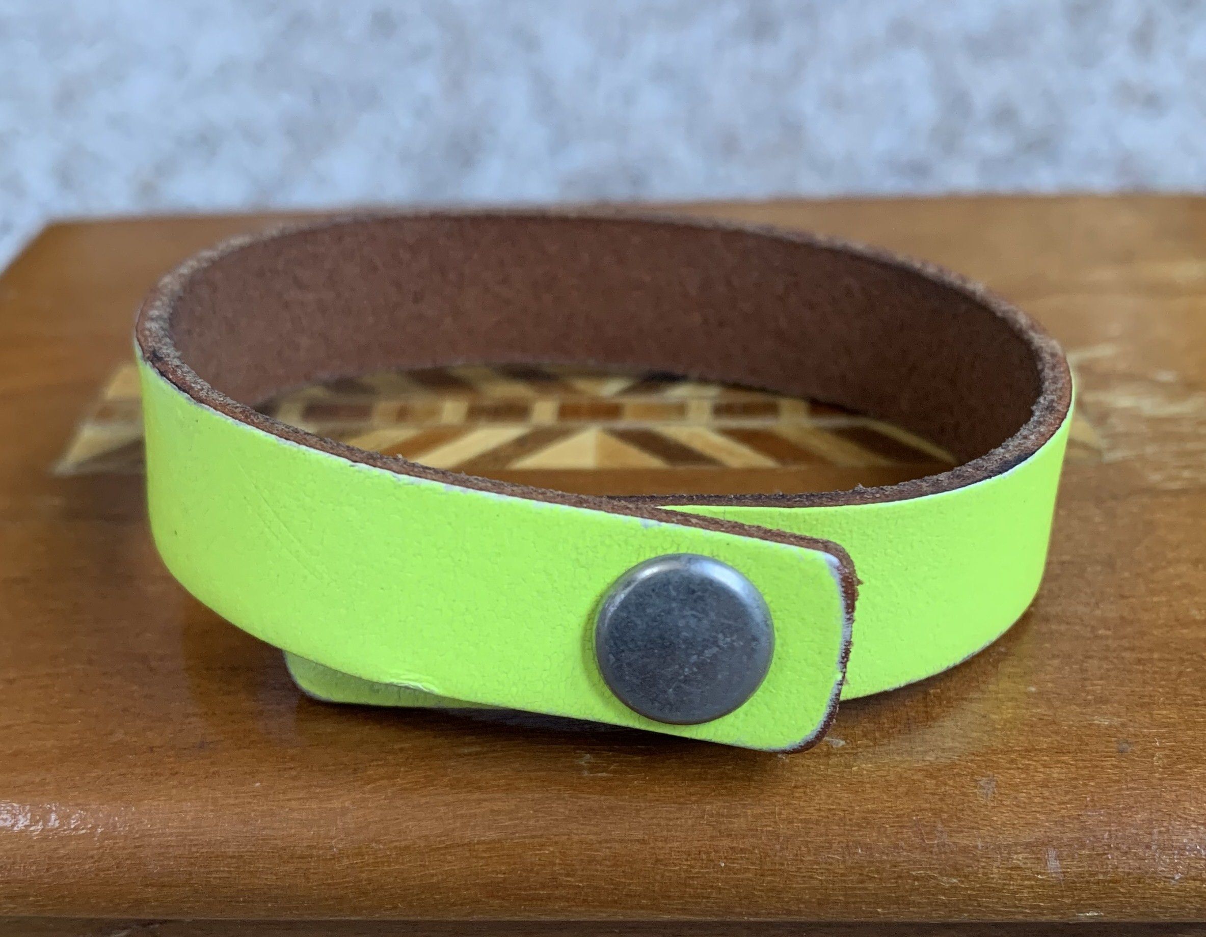 Undercover S/S 2003 Undercover Logo Green Leather Bracelet Size ONE SIZE - 5 Thumbnail