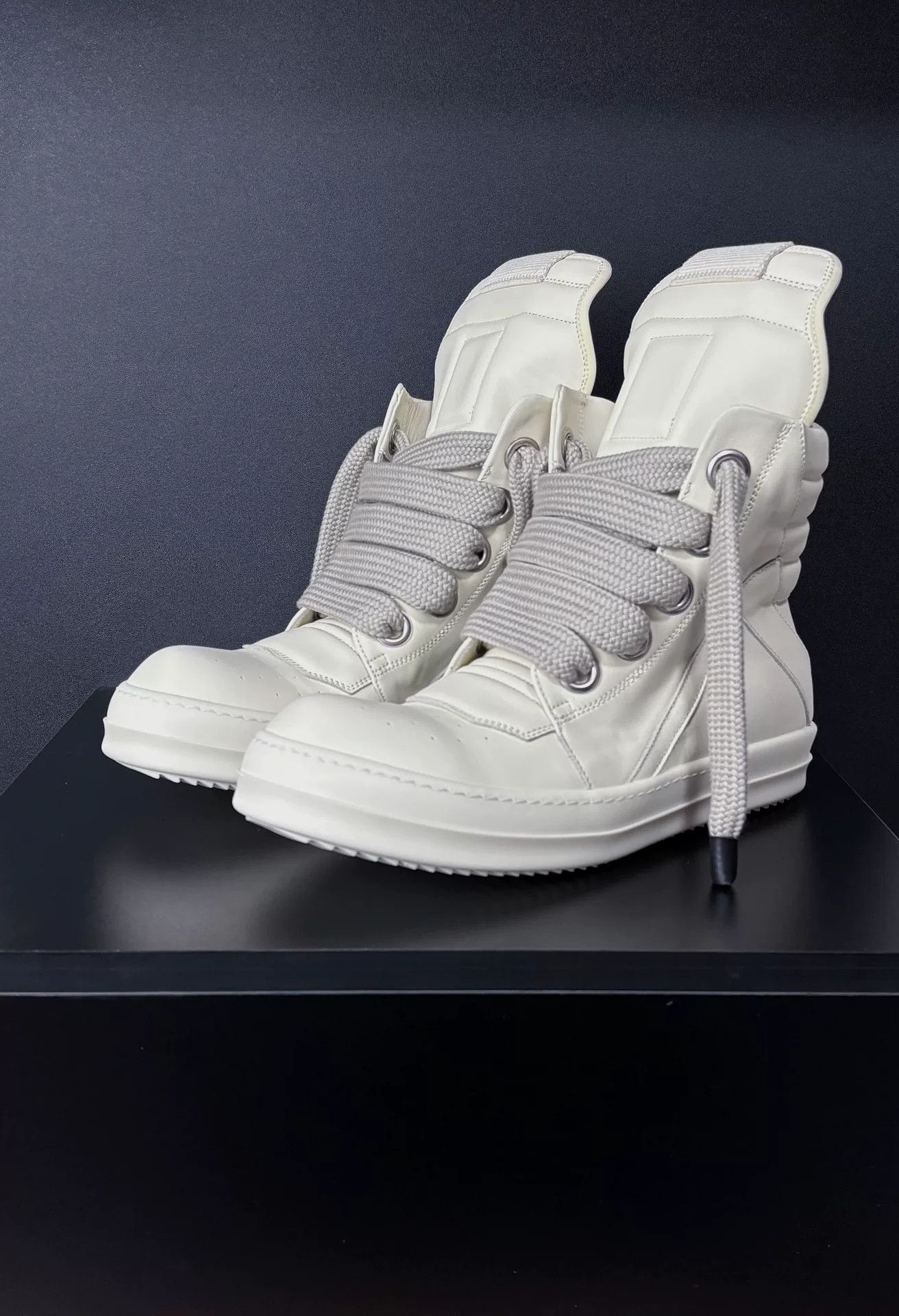 Rick Owens Rick Owens White Hitop Sneakers 8.5 Men Size US 8.5 / EU 41-42 - 1 Thumbnail