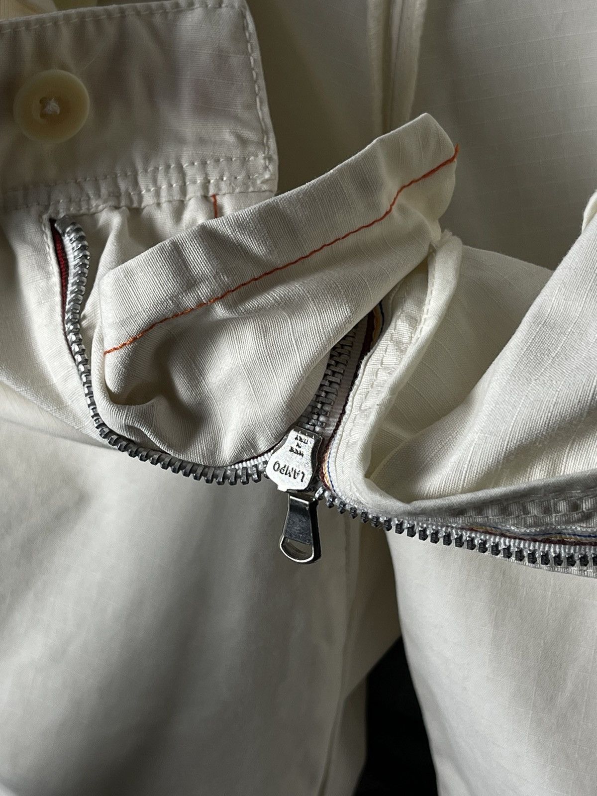 Hugo Boss Hugo Boss Comfort Fit Vintage White Cargo Shorts Size 56 Size US 38 / EU 54 - 9 Thumbnail