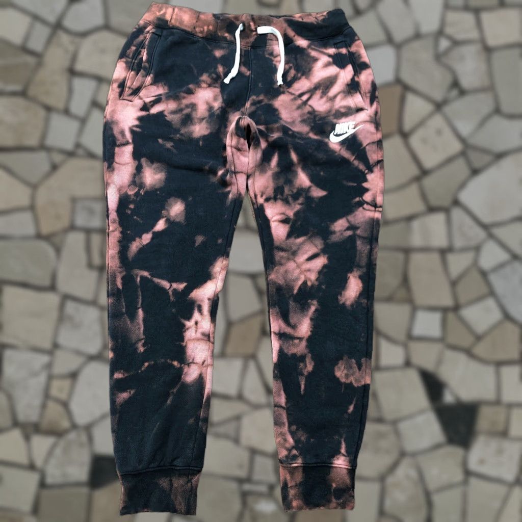 Nike VINTAGE Nike Sweatpants Black Mens M Tie Dye Drawstring 90s Athleisure College Logo Pockets+Straight Inseam 29in Casual Activewear — Mens Size US 31 - 1 Thumbnail