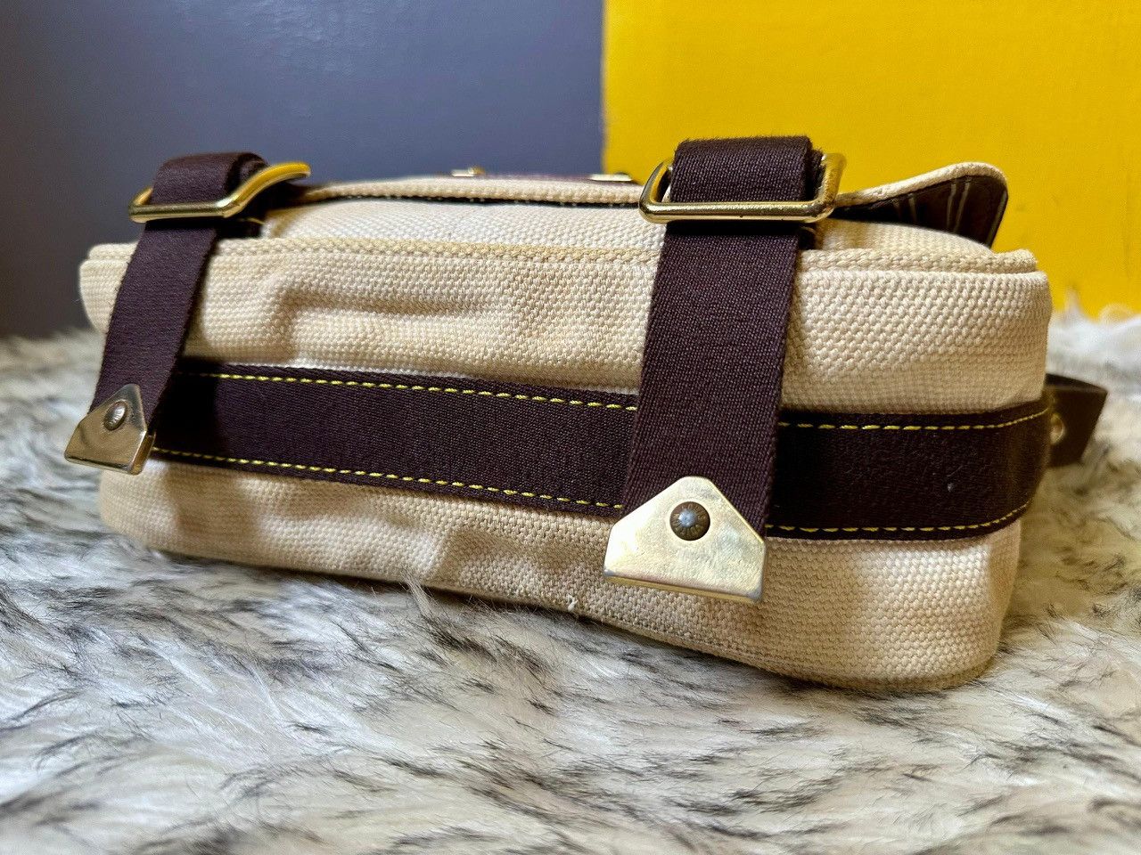 Louis Vuitton Authentic Louis Vuitton Antigua Besace PM Flap Crossbody Size ONE SIZE - 8 Thumbnail