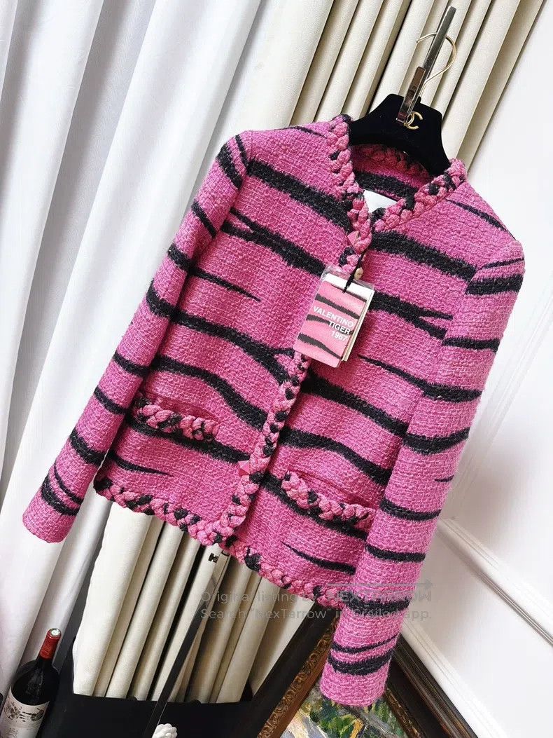 Valentino Valentino Limited edition pink tiger pattern coarse clay w Size M / US 6-8 / IT 42-44 - 1 Thumbnail