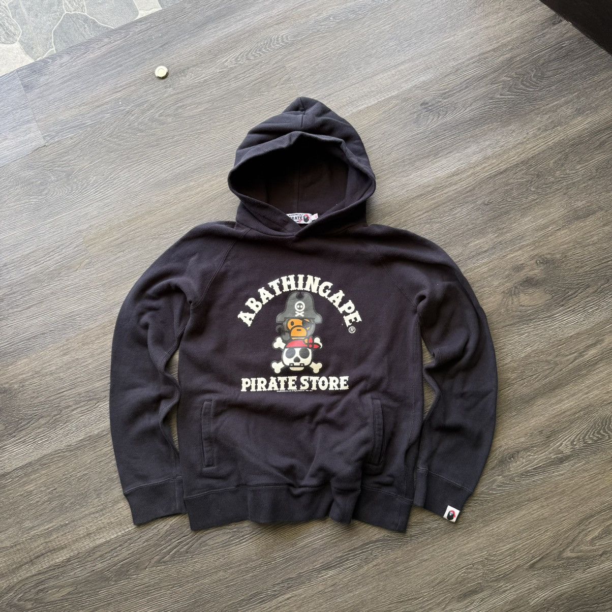 Bape A bhating Ape Pirates 2011 Size XS / US 0-2 / IT 36-38 - 1 Thumbnail