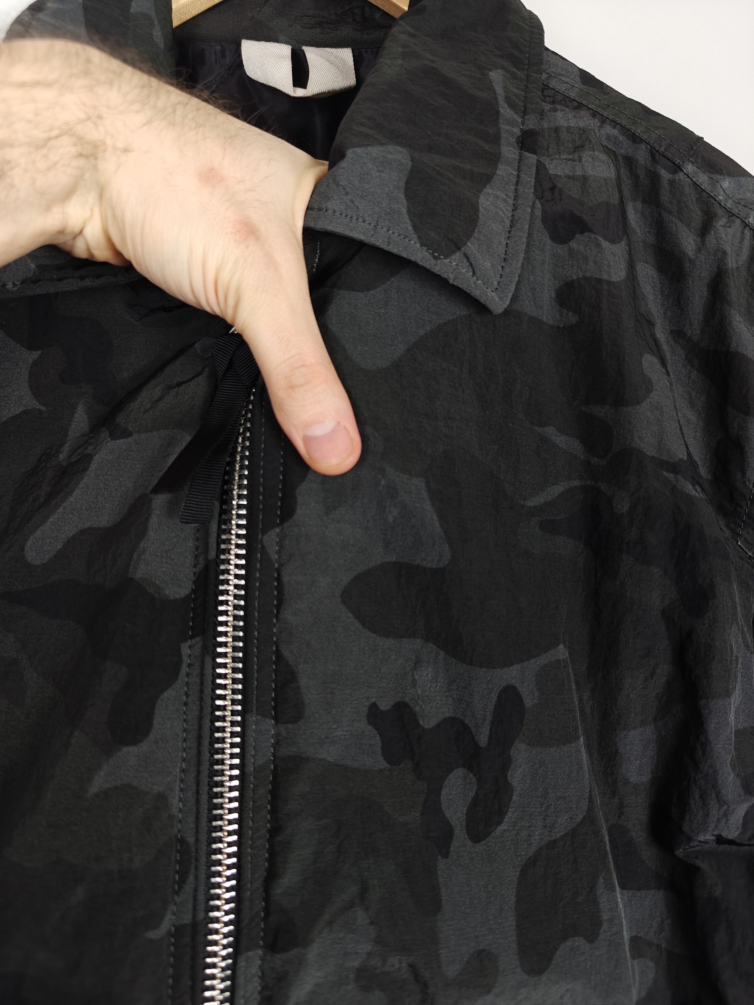 Arket ARKET Thermore Jacket Zip Nylon Camo size 50 (US L) Size US L / EU 52-54 / 3 - 11 Thumbnail