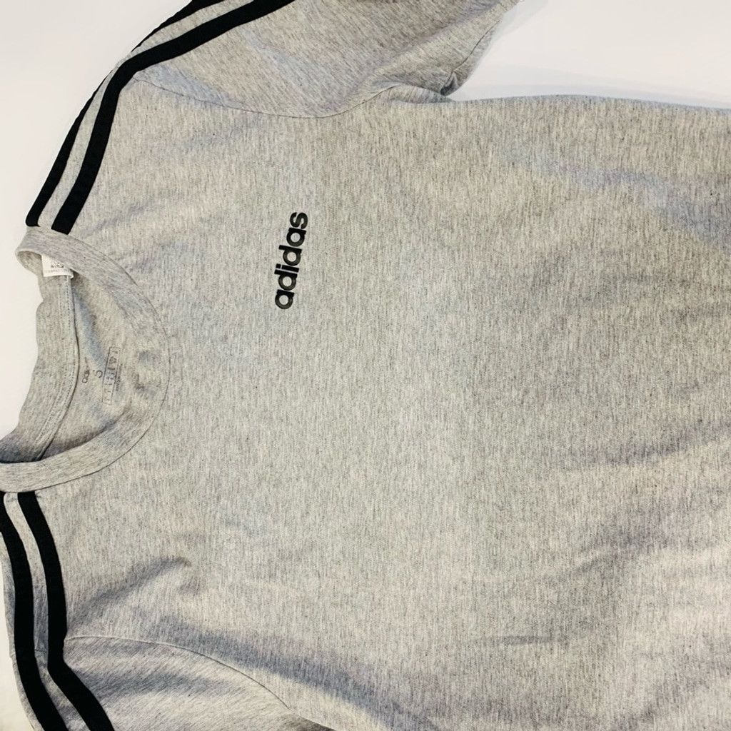 Adidas Adidas Gray T-shirts size S Size S / US 4 / IT 40 - 7 Thumbnail
