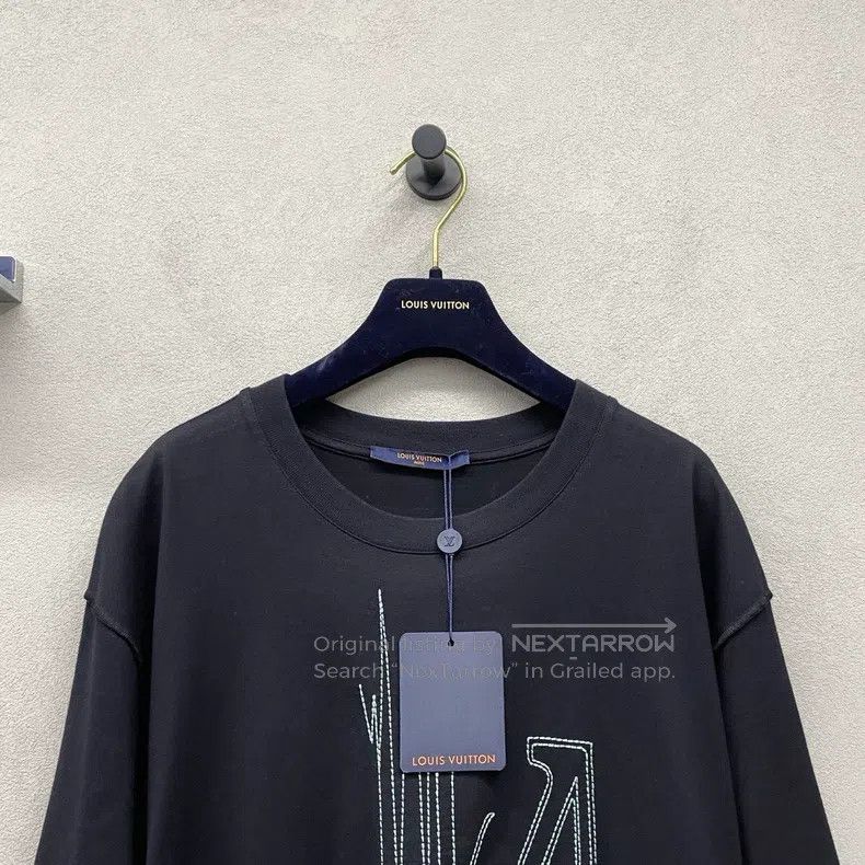 Louis Vuitton Louis Vuitton Black short sleeve T-shirt Size US L / EU 52-54 / 3 - 4 Thumbnail