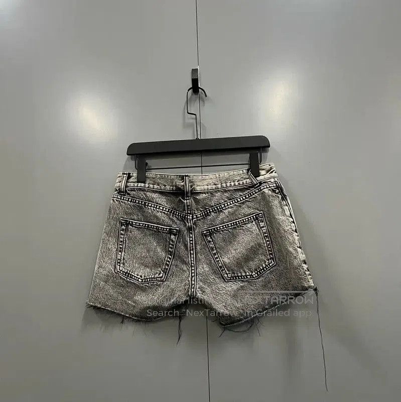 Yves Saint Laurent YSL Summer Gray Cotton Women's Shorts . Size 28" / US 6 / IT 42 - 2 Thumbnail