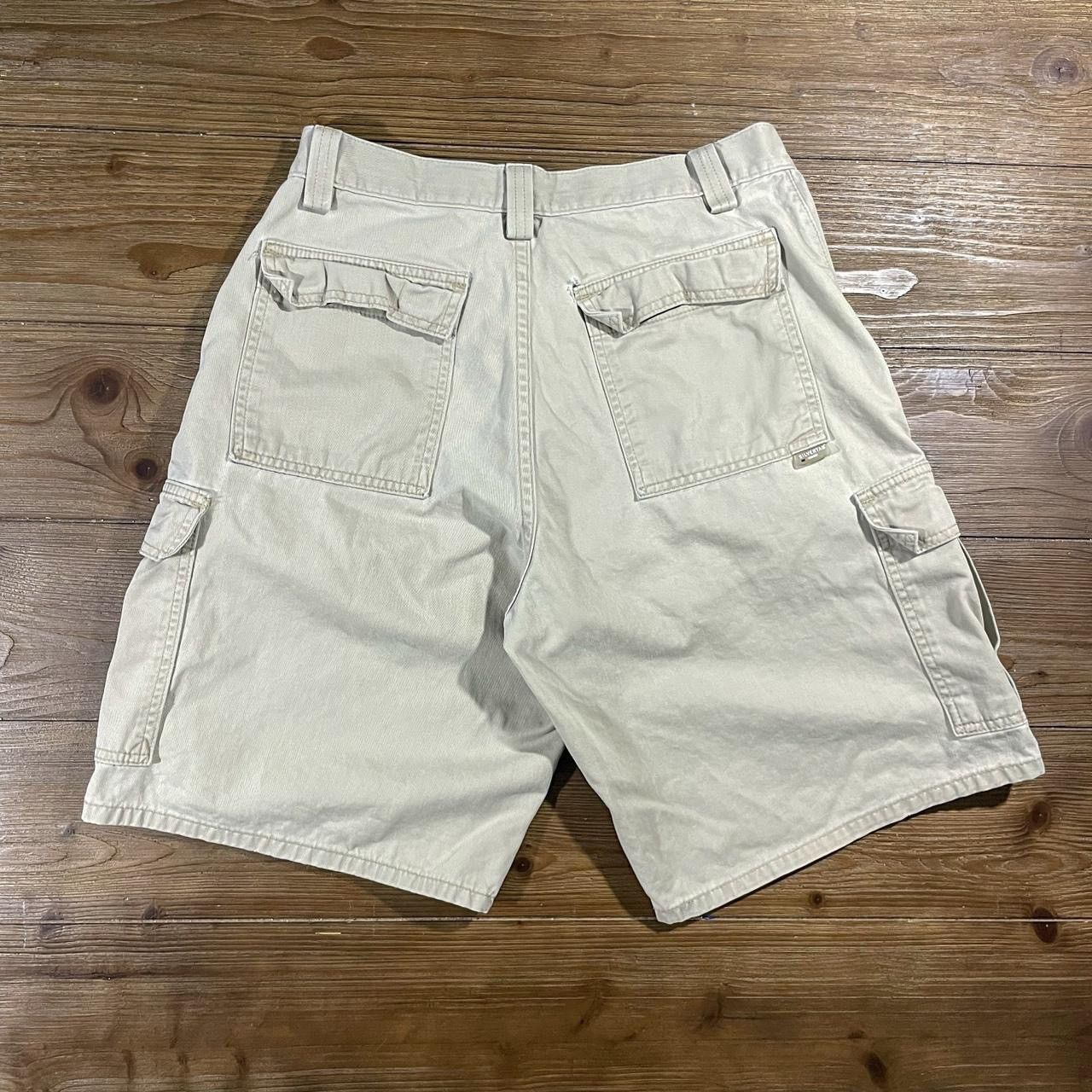 Levi's × Vintage Vintage 90’s Levi’s Silver Tab Khaki Cargo Shorts Size US 31 - 3 Thumbnail