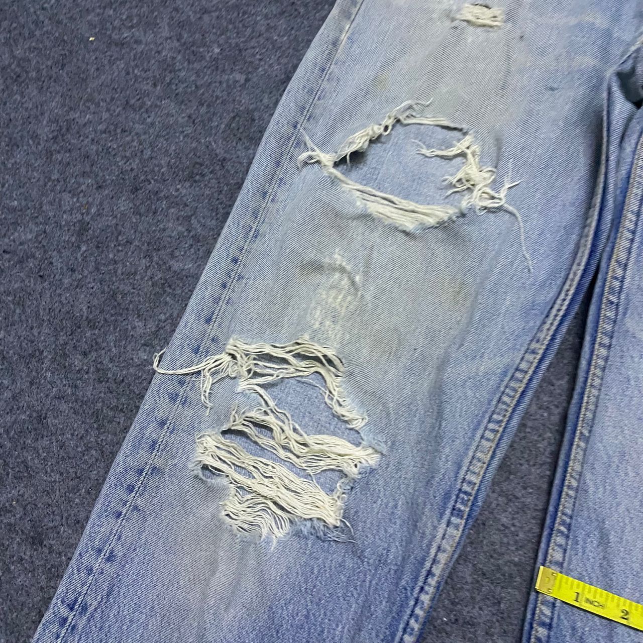 Levi's Vintage Levis 501xx Distressed Denim Kurt Cobain Style Size US 36 / EU 52 - 8 Thumbnail