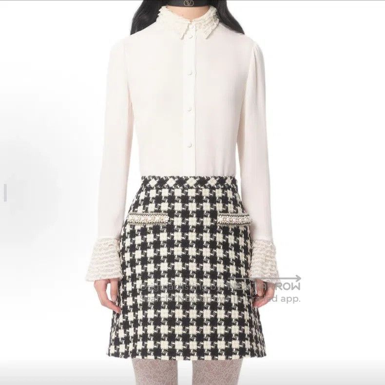 Valentino Valentino Solid color single-breasted long-sleeved shirt Size S / US 4 / IT 40 - 2 Thumbnail