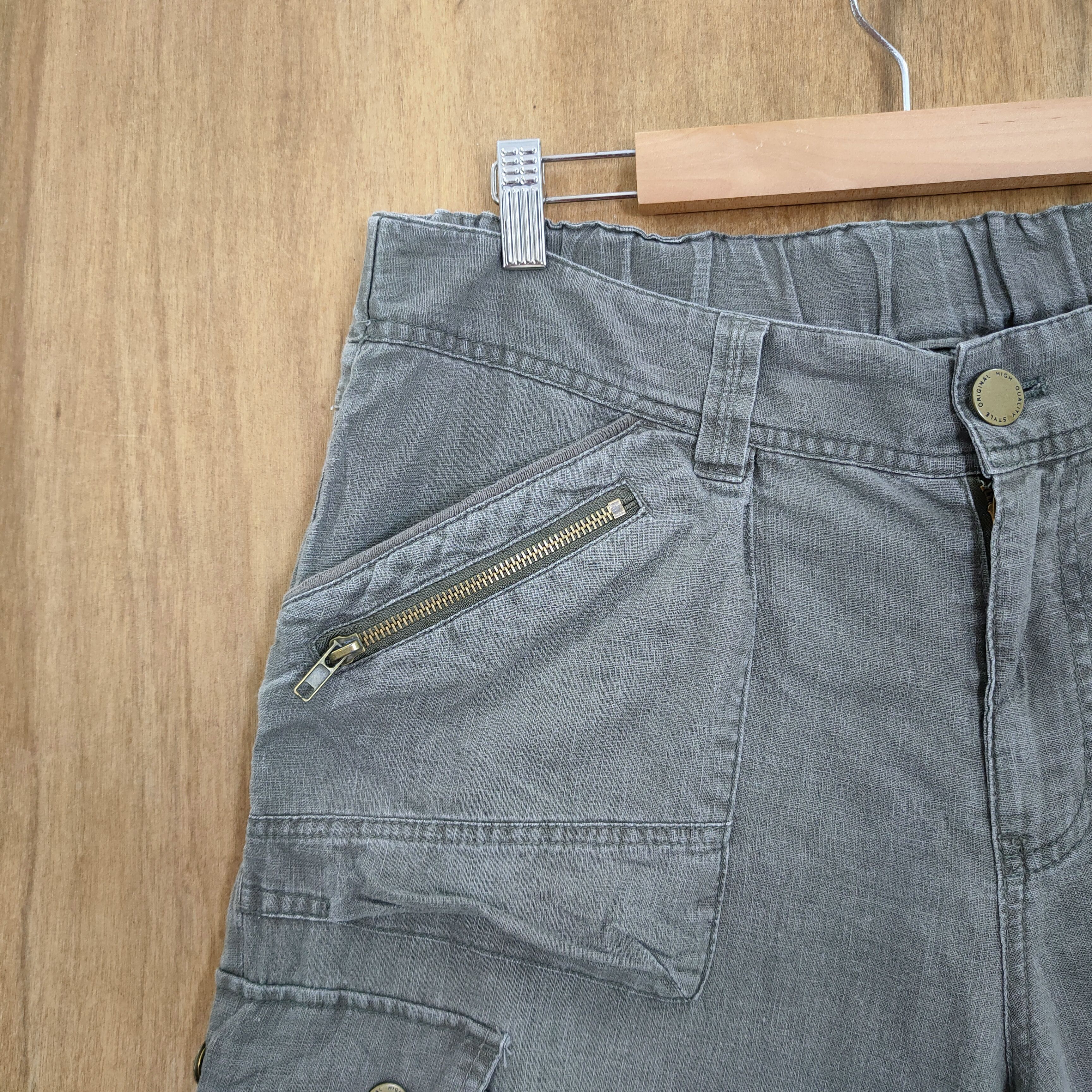 Japanese Brand DAILY SHORT MULTIPOCKET CARGO PANTS Size US 34 / EU 50 - 4 Thumbnail