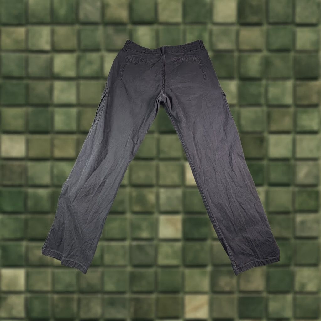 Wrangler VINTAGE Wrangler Cargo Pants 34x32 Gray Authentics Men Cargo Pants Relaxed Fit Mens Pants Gray 90s? Size US 34 / EU 50 - 1 Thumbnail