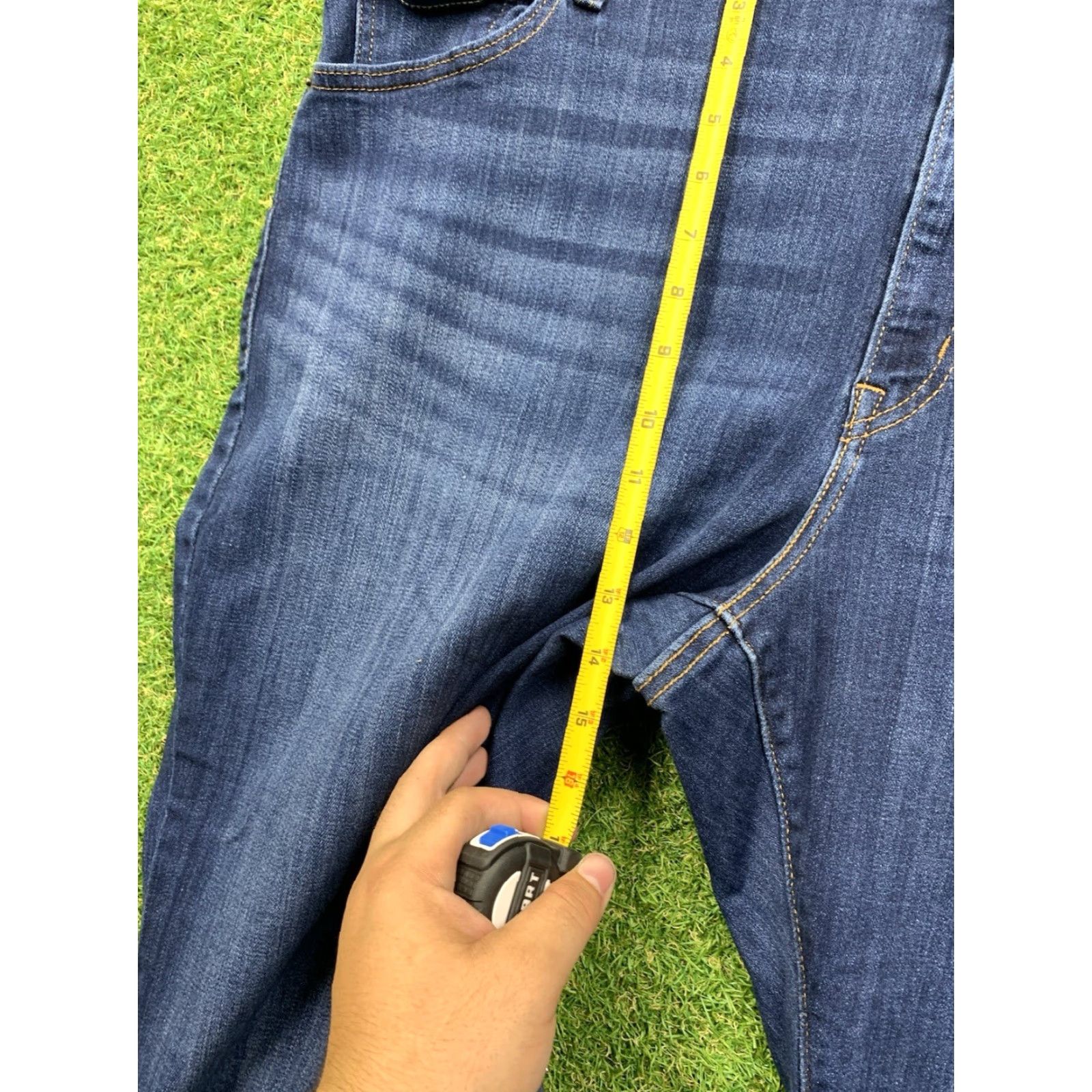 Levi's VINTAGE Levi's Flare Jeans Women 24W Denim High Rise Waterless Cotton Spandex 70s 80s Retro Size 42" / US 20 - 7 Thumbnail