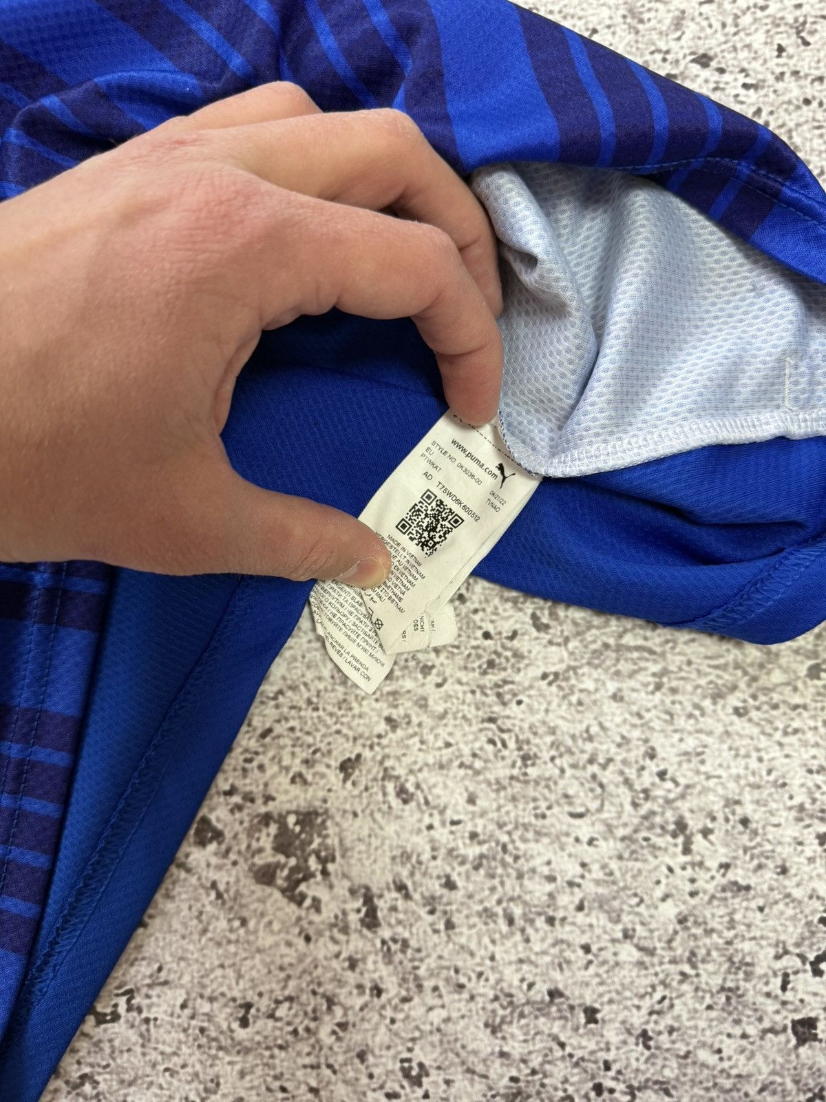 Puma × Vintage Vintage Puma Wigan Athletic 2022 2023 Home Soccer Jersey Size US XL / EU 56 / 4 - 12 Thumbnail