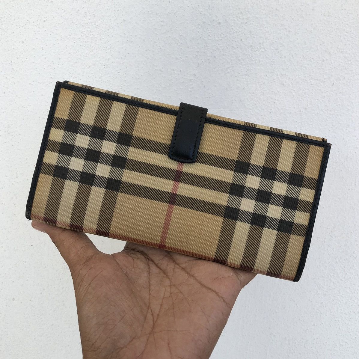 Burberry BURBERRY LONDON Novacheck Long Wallet Made In Italy Size ONE SIZE - 1 Thumbnail