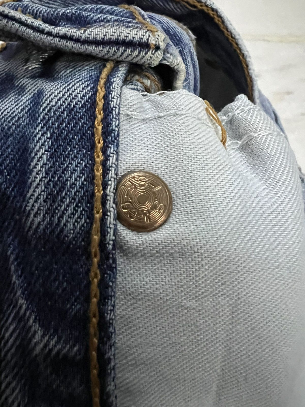 Levi's × Levi's Vintage Clothing × Vintage 💥Vintage Levis 751 Light Wash Jean Size US 32 / EU 48 - 16 Thumbnail