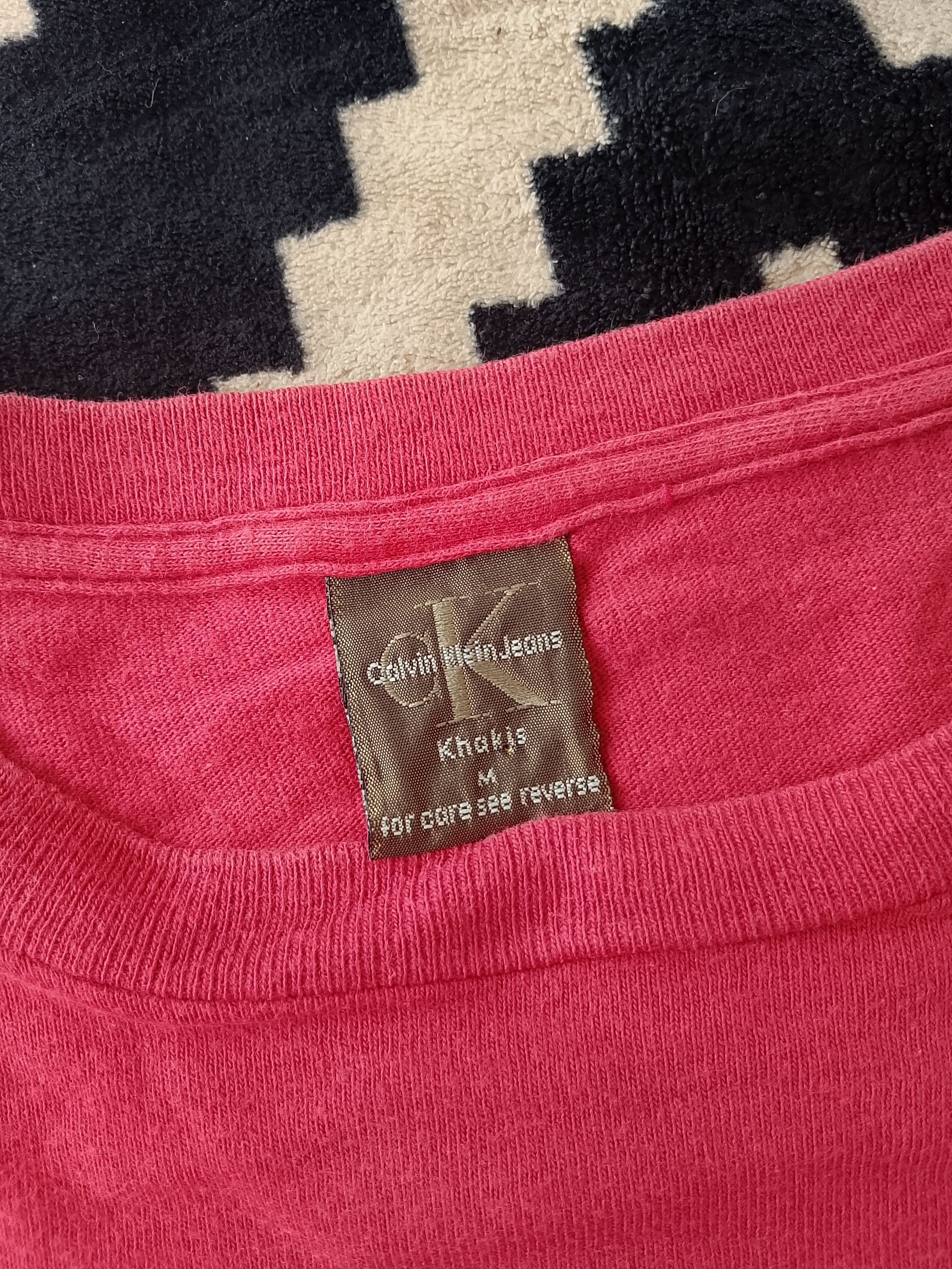 Calvin Klein Vintage Early 90s to Y2K Calvin Klein Jeans Fuchsia Boxy Tee Size US M / EU 48-50 / 2 - 4 Thumbnail