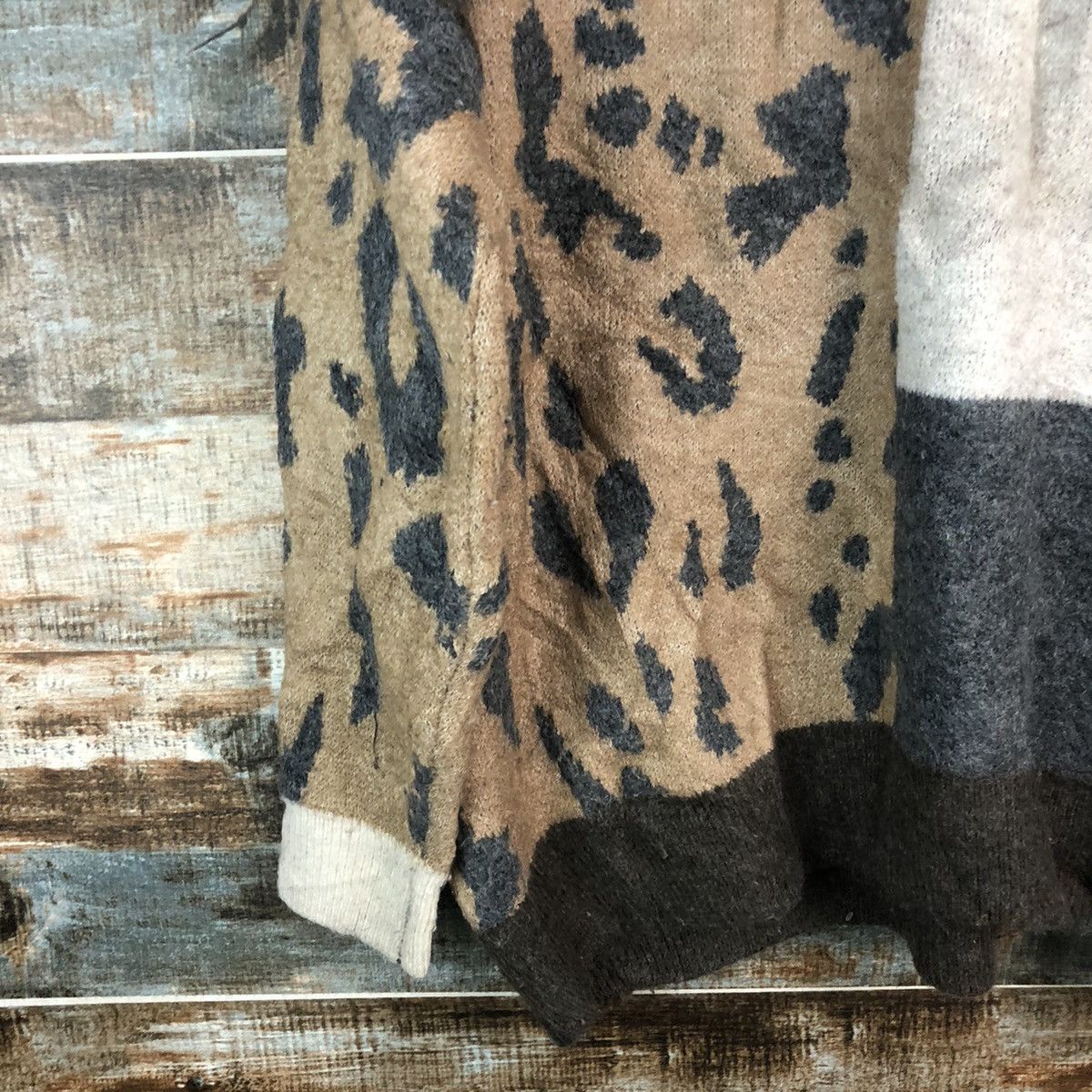 DL Japan patchwork cheetah Brown Knitwear #C656