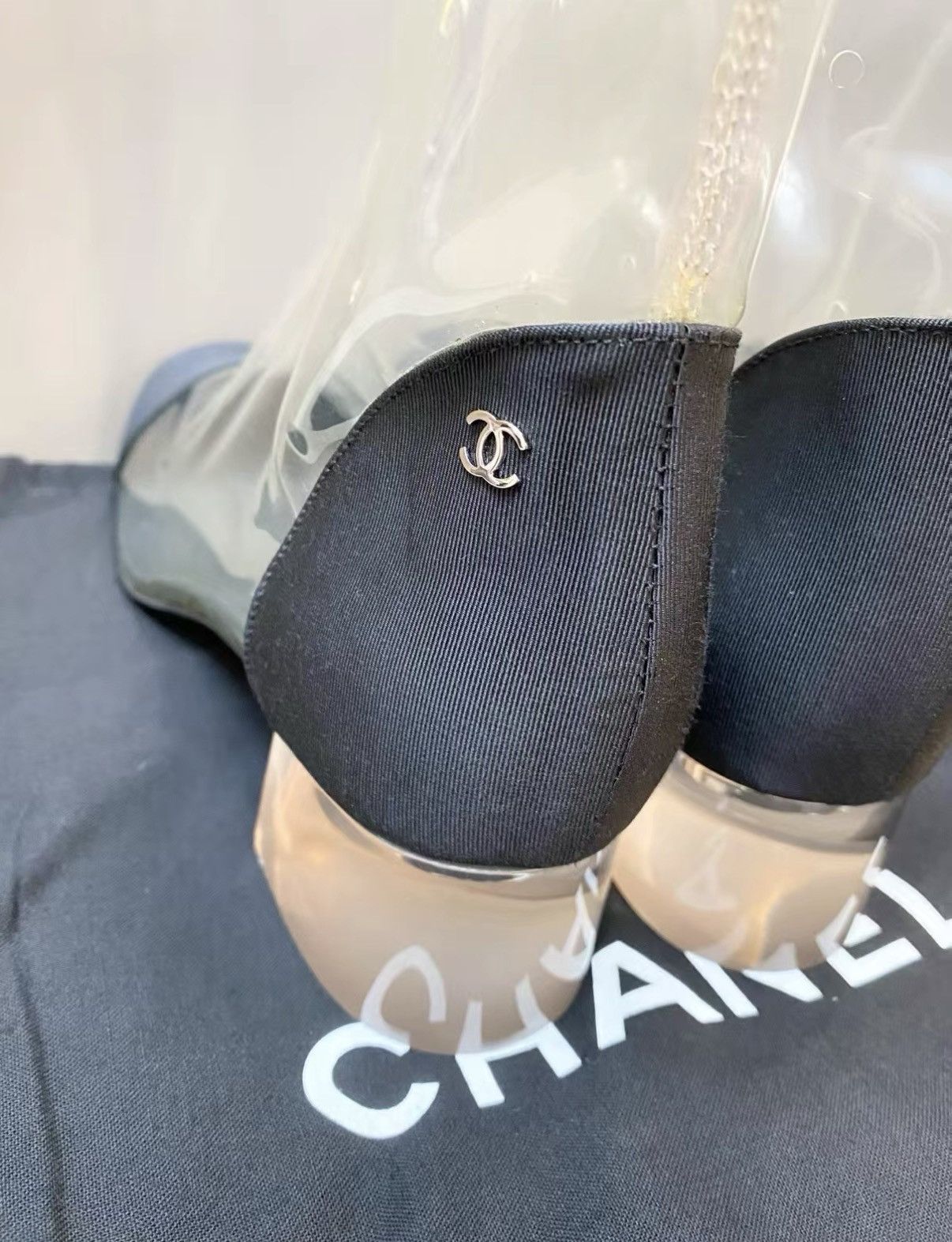 Chanel Chanel Mid-Calf Rain Boots J33 Size US 9 / IT 39 - 4 Thumbnail