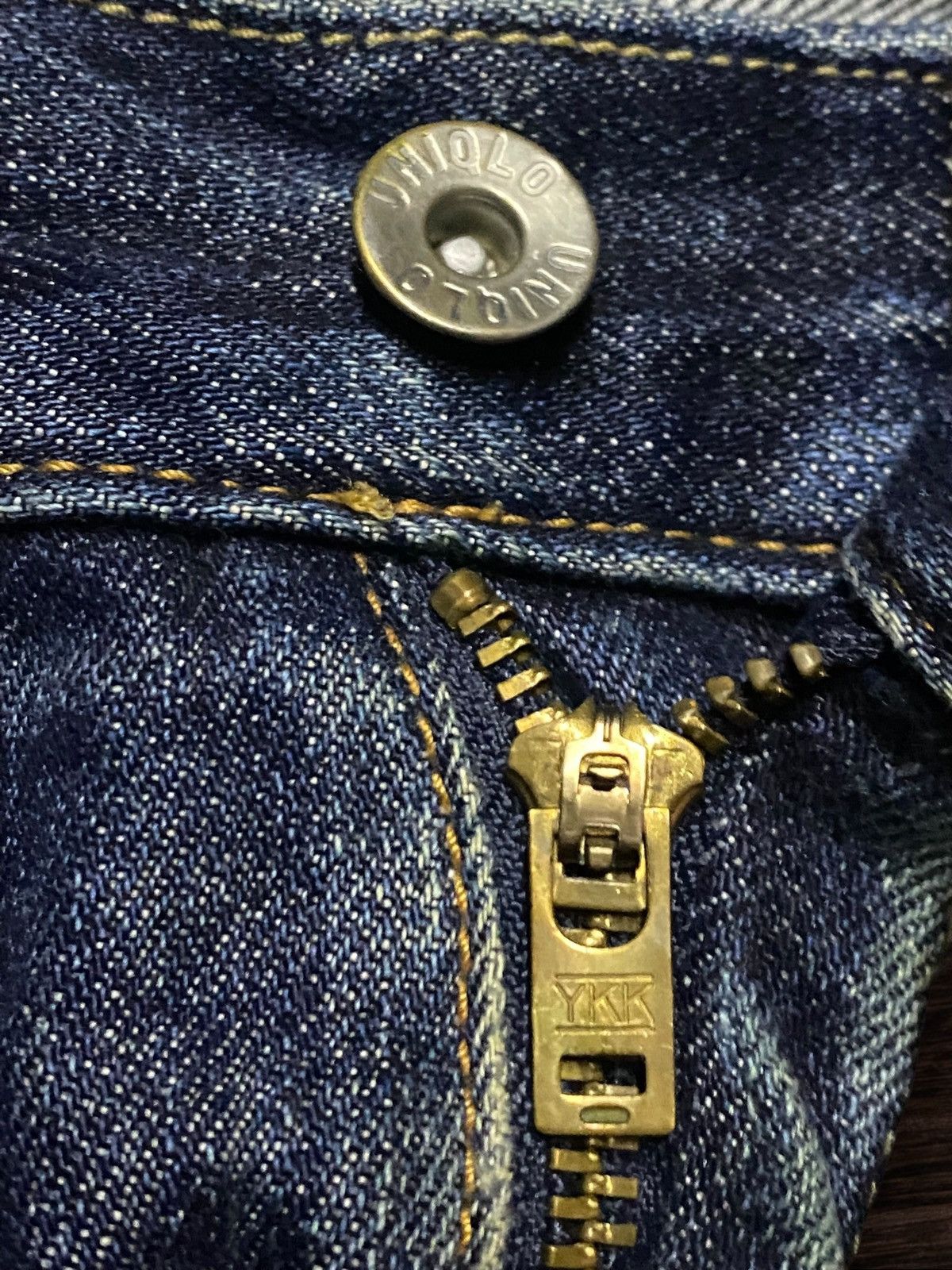 Japanese Brand Vintage Japanese Brand Uniqlo Mud Wash Distressed Loose Jean Size US 34 / EU 50 - 11 Thumbnail