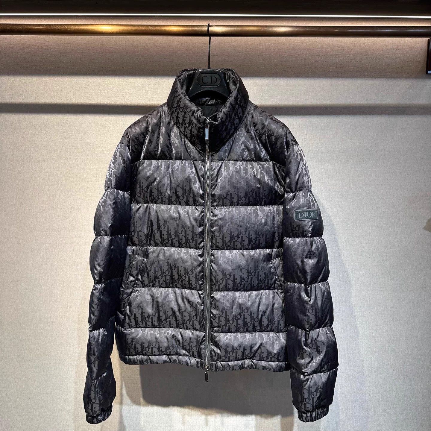 Dior Dior Oblique Gray Puffer 50 Unworn Size US M / EU 48-50 / 2 - 1 Thumbnail