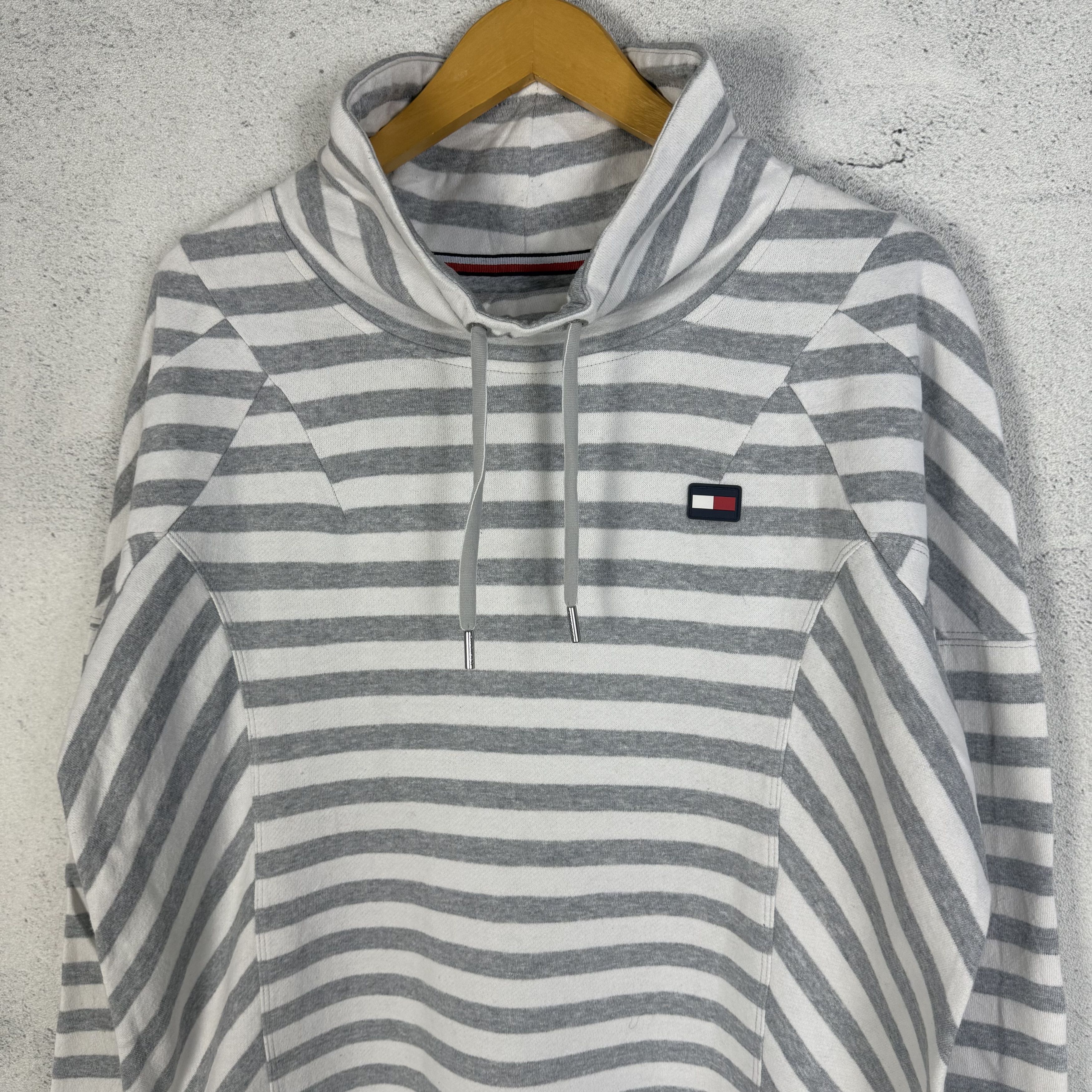 Tommy Hilfiger Tommy Hilfiger Sport Striped Sweatshirt Size US L / EU 52-54 / 3 - 3 Thumbnail