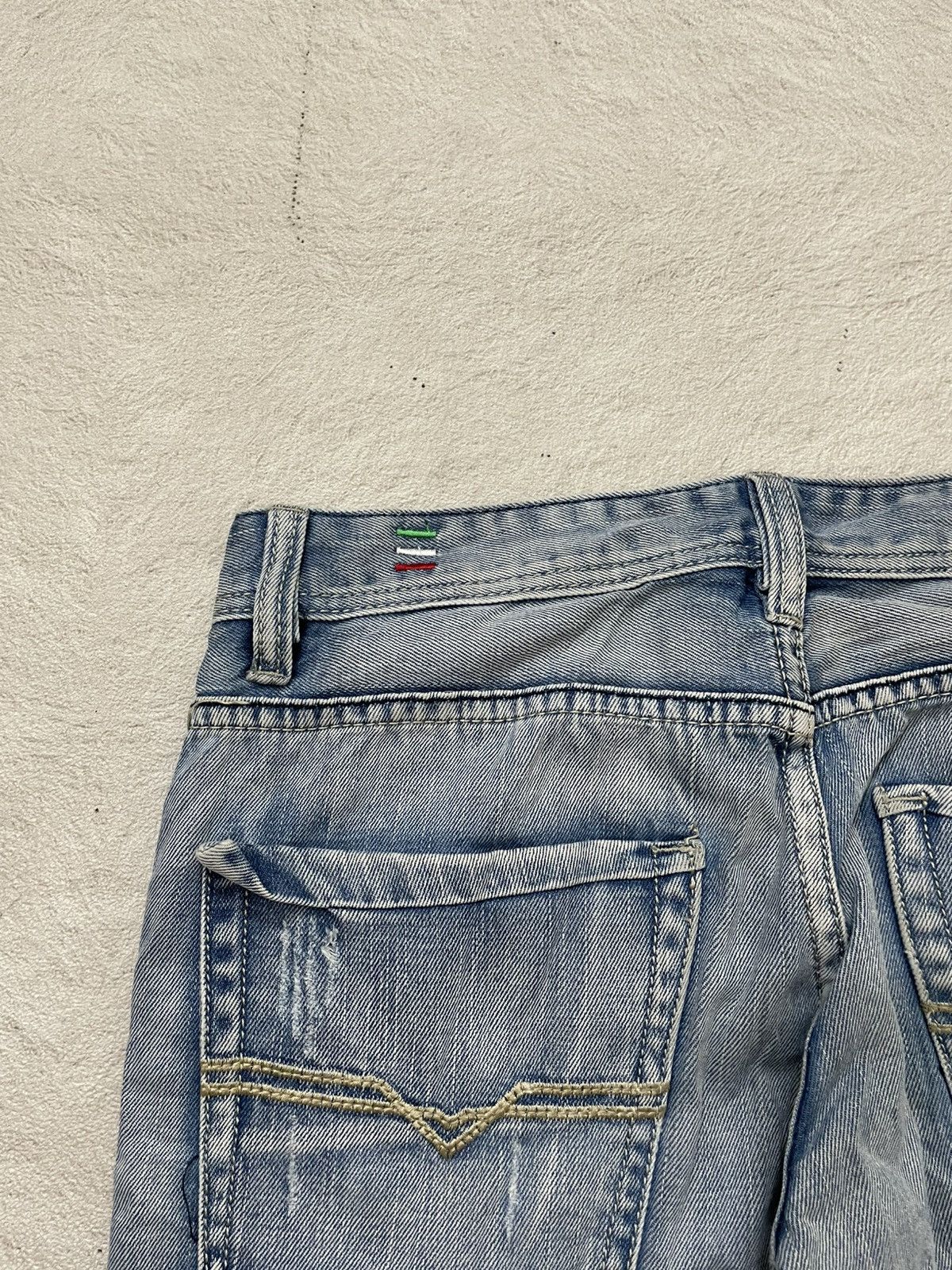 Diesel 2000s Diesel Ripped Denim Jeans Wash Y2K Ifsix LGB hysteric Size US 30 / EU 46 - 11 Thumbnail