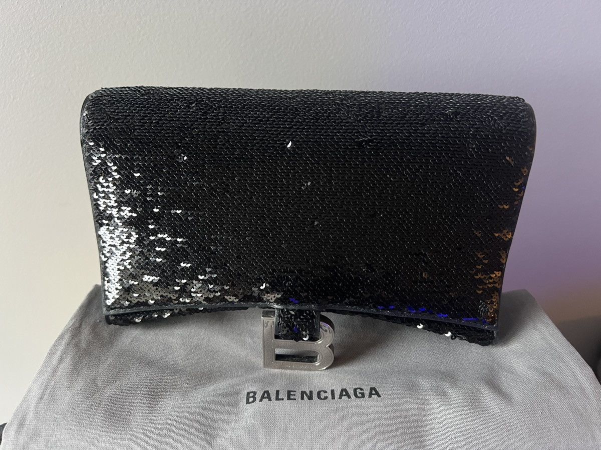 Balenciaga Balenciaga Hourglass Sequin Wallet on Chain Black Size ONE SIZE - 2 Thumbnail