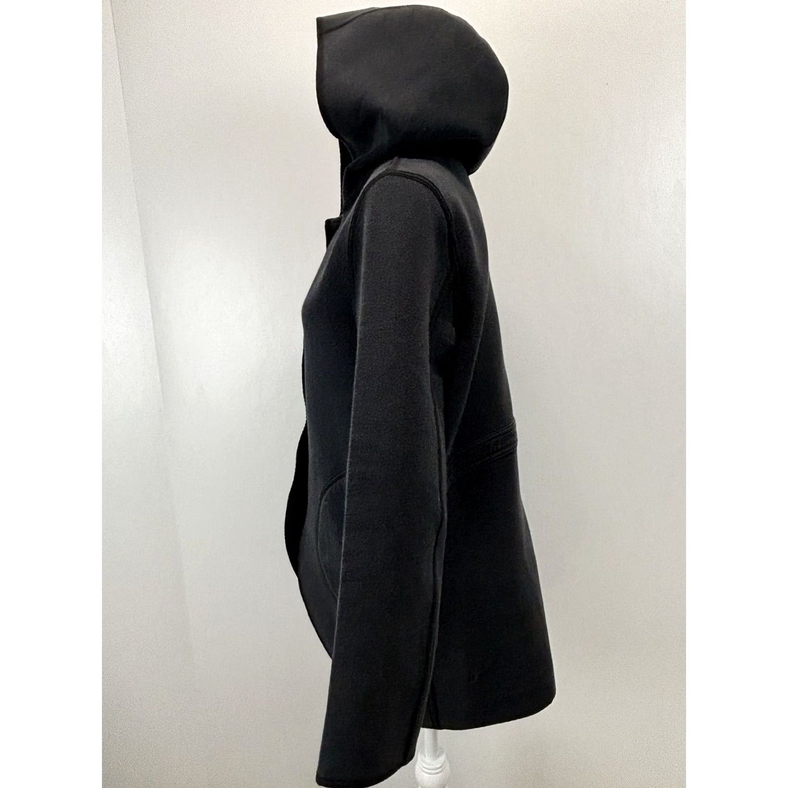 Lululemon Lululemon Jacket Womens Medium Black Gray Reversible Urban Horizons Hood READ Size M / US 6-8 / IT 42-44 - 5 Thumbnail