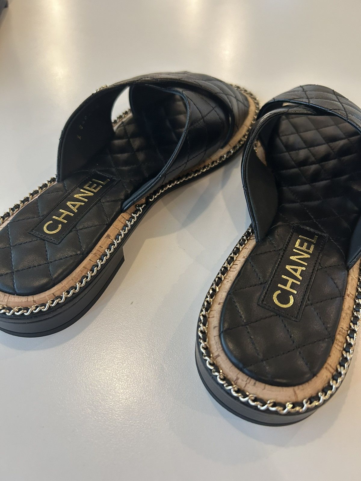 Chanel Chanel Quilted Flat Size US 10 / IT 40 - 3 Thumbnail