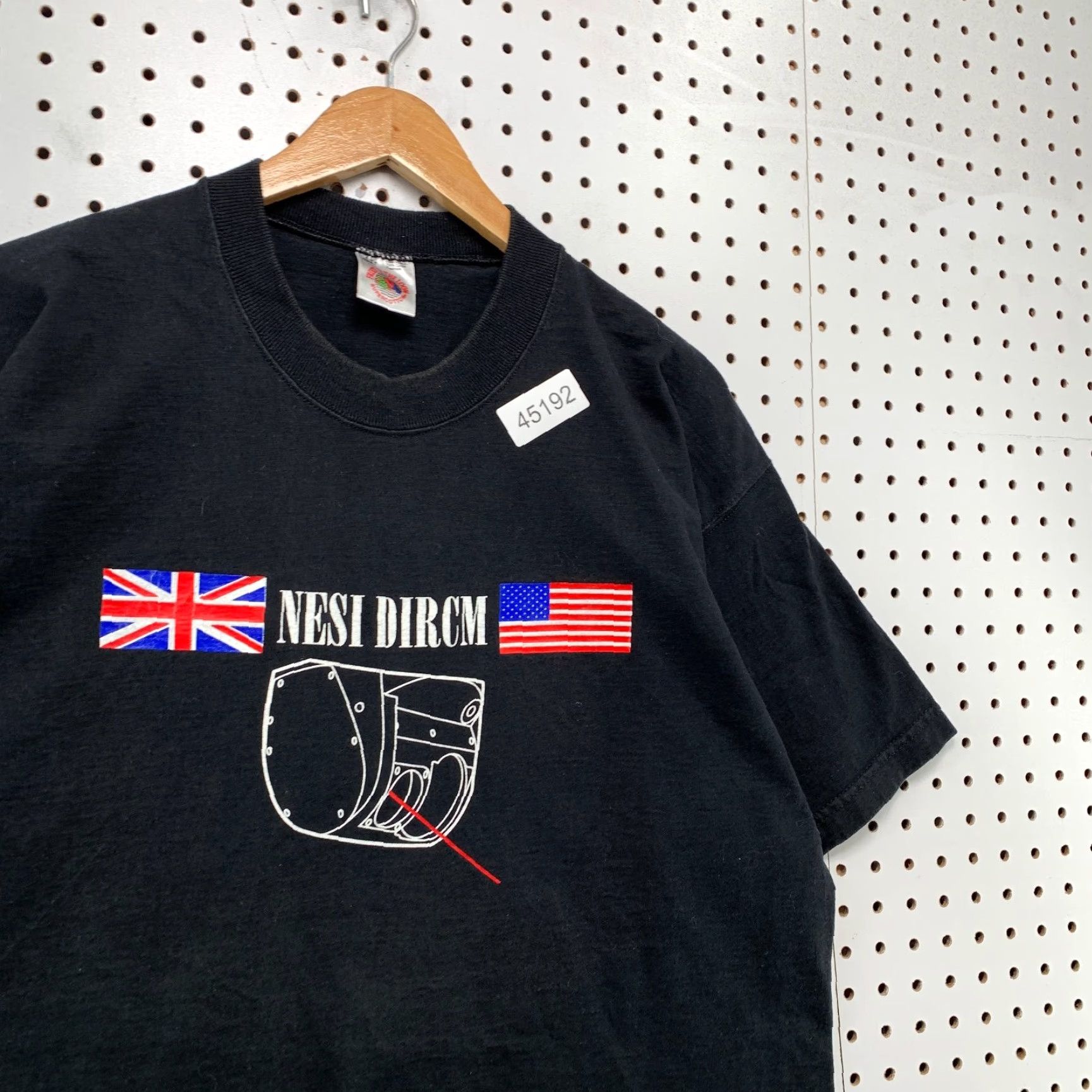 Fruit Of The Loom VINTAGE NESI DIRCM Shirt Mens XL Black Directed Infrared Countermeasure USA Shirt Mens XL Black 90s Army Flag USA Mens Size US XL / EU 56 / 4 - 4 Thumbnail