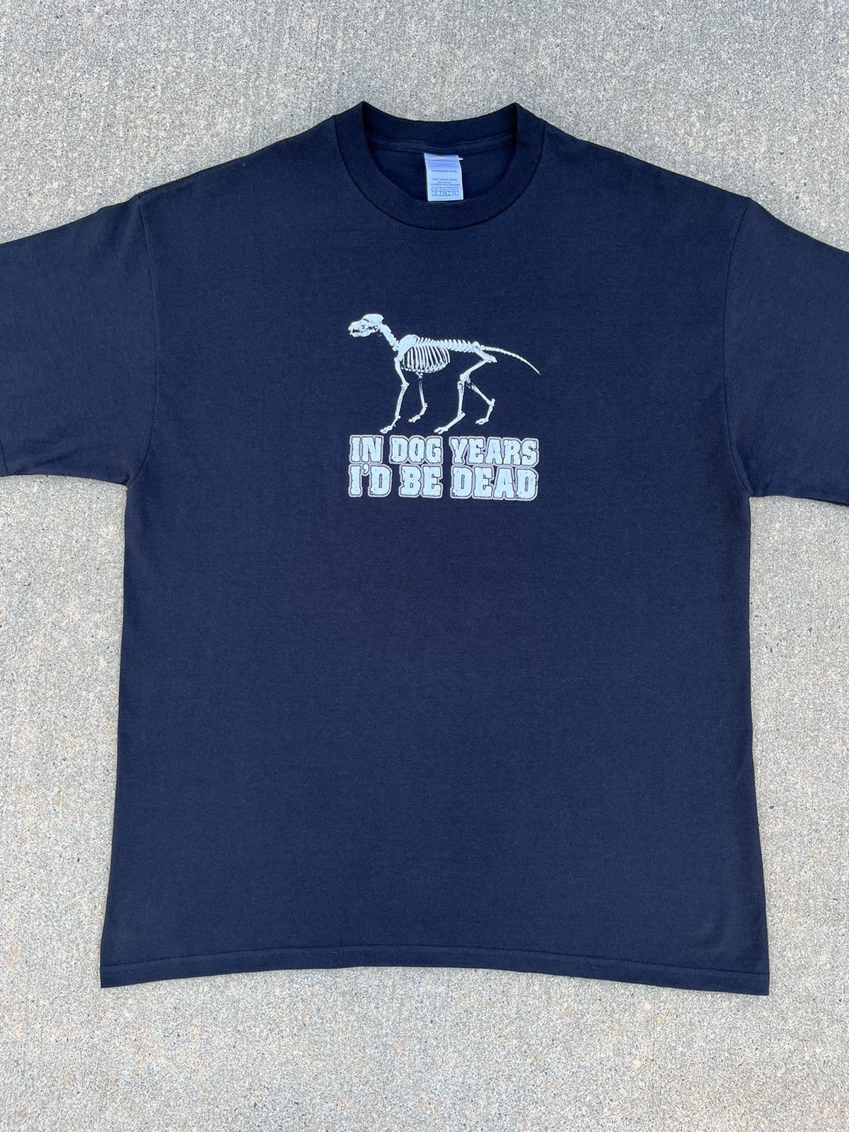 Vintage CRAZY VINTAGE ADULT HUMOR “IN DOG YEARS I’D BE DEAD” T-SHIRT Size US XL / EU 56 / 4 - 3 Thumbnail